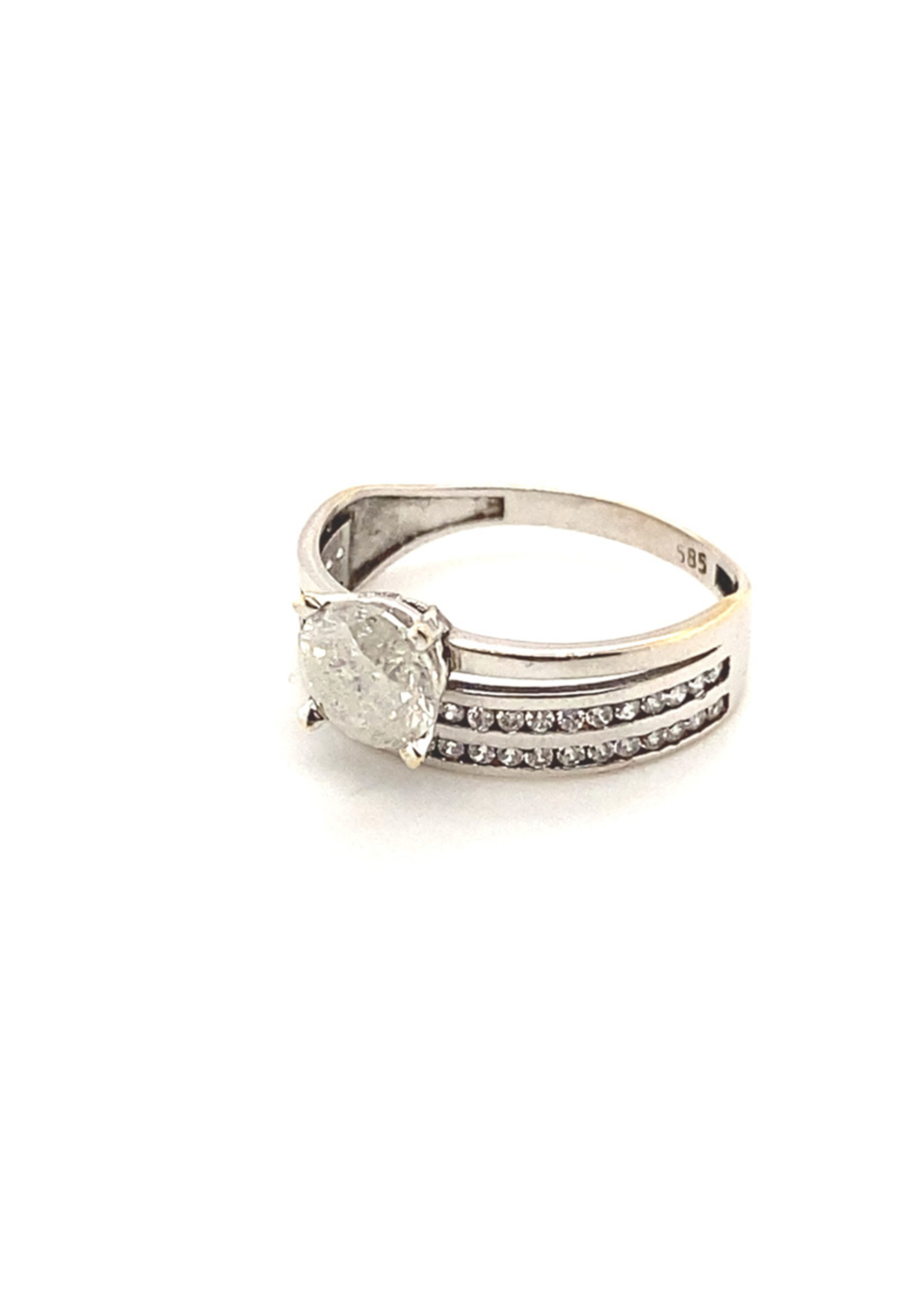 Vintage & Occasion Occasion witgouden ring met diamant