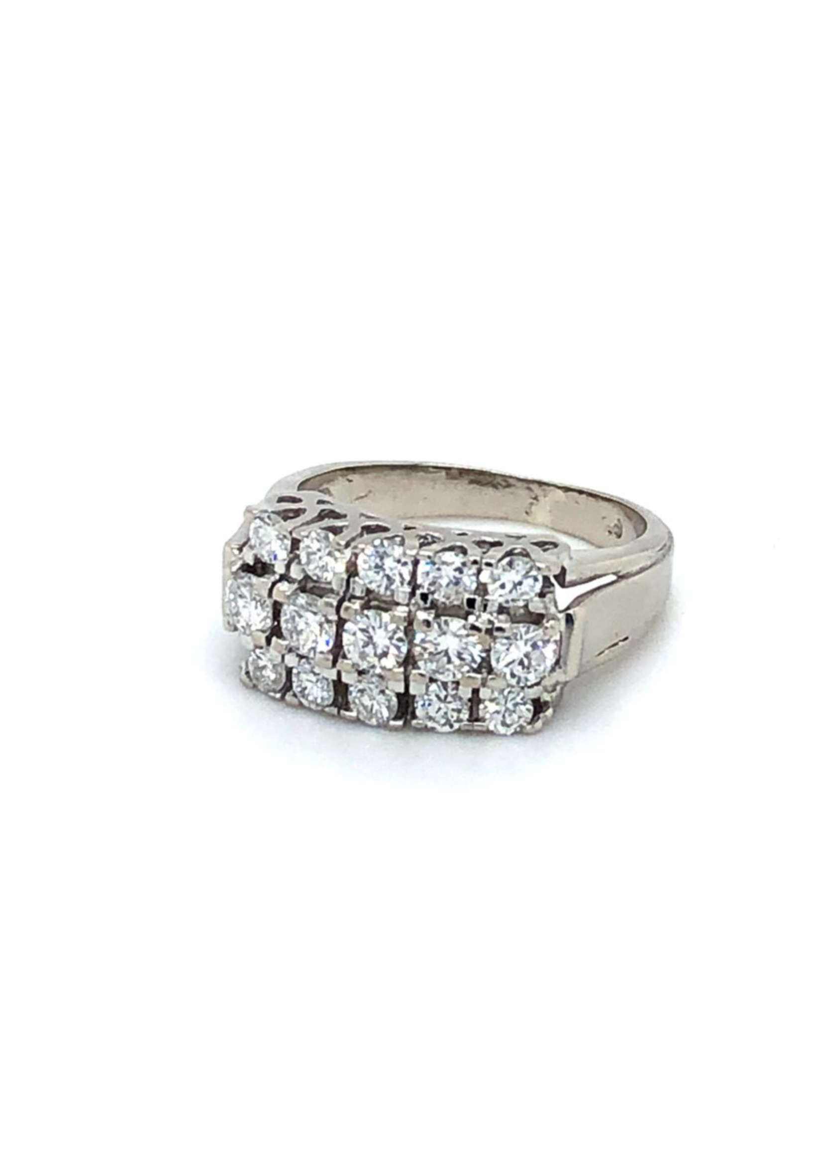 Vintage & Occasion Occasion witgouden ring met 3 rijen diamant 1.00 ct VVSI-G