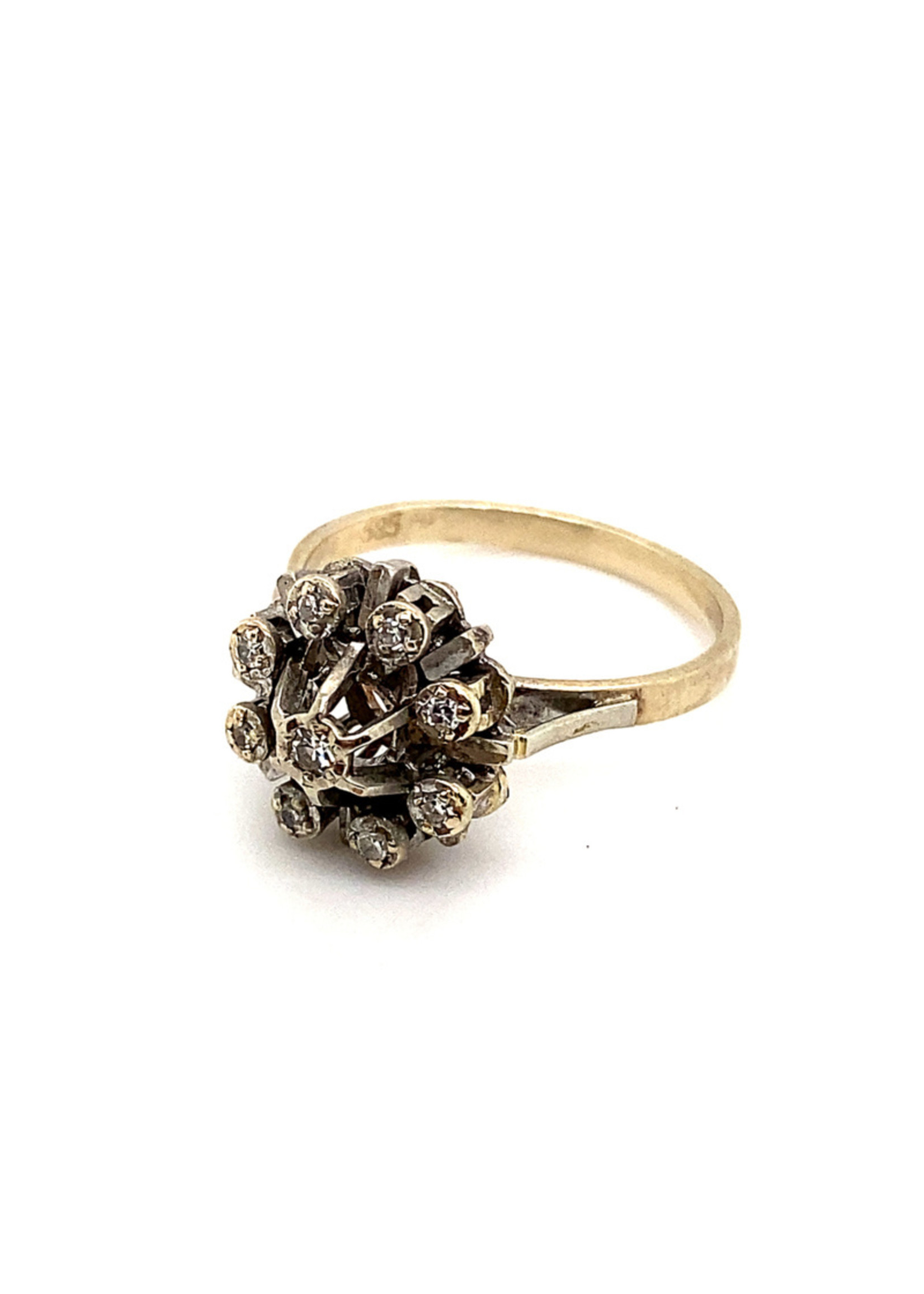 Vintage & Occasion Occasion witgouden entourage ring met 9 diamanten 0.10ct