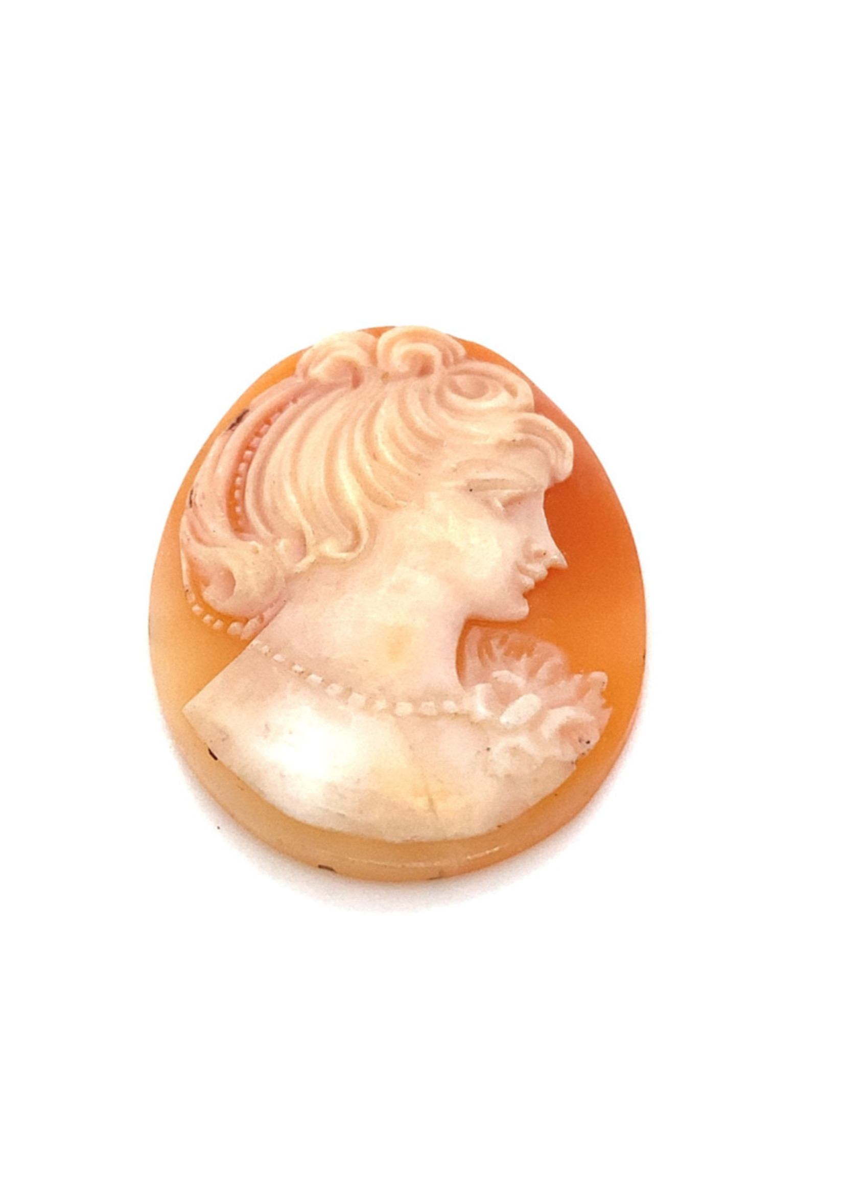 Vintage & Occasion Oranje witte schelpcamee met een naar rechts kijkende vrouw