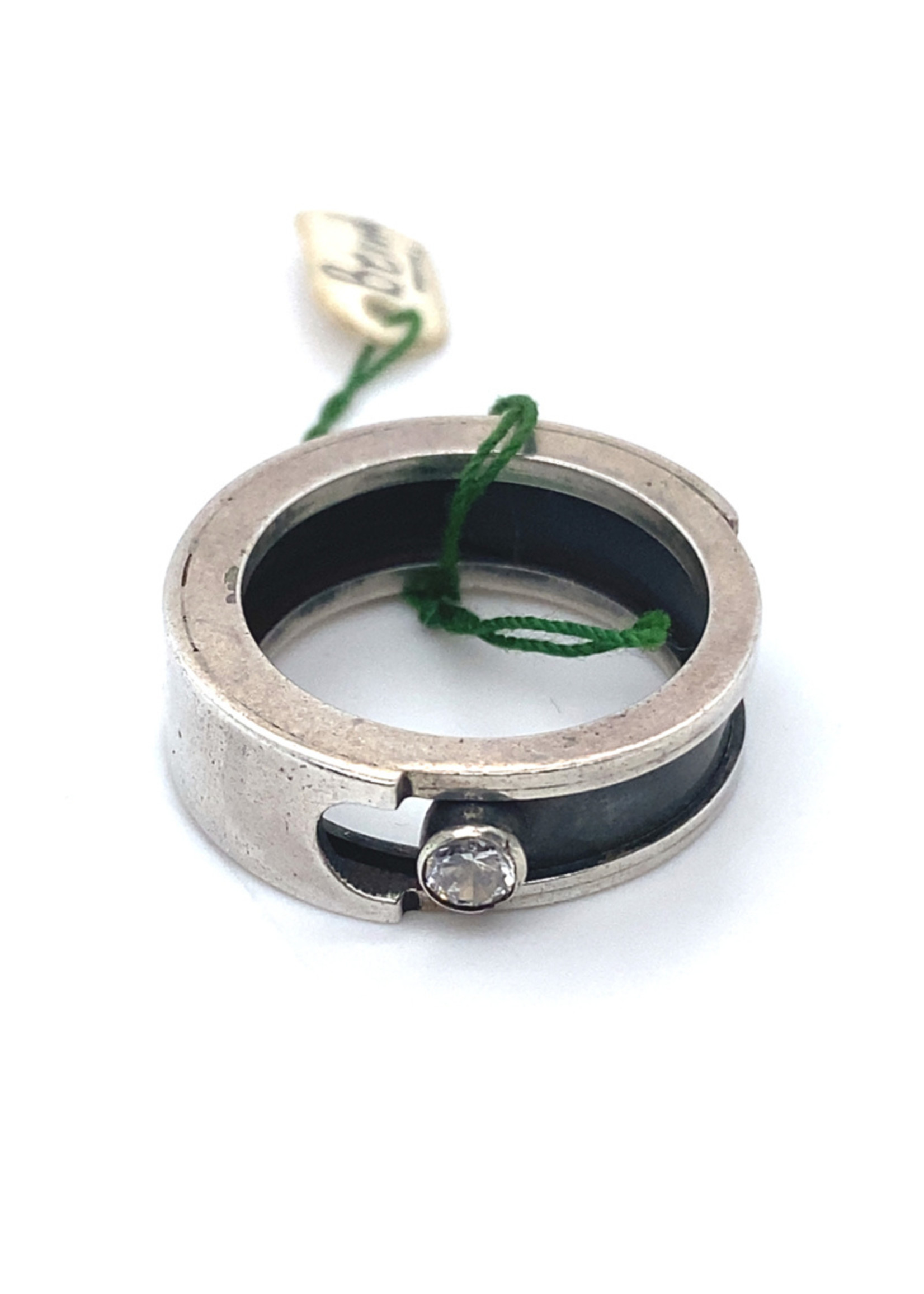 Vintage & Occasion Occasion handgemaakte ring, deels geoxideerd met zirkonia