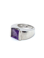 Vintage & Occasion Occasion 18k  witgouden moderne ring met paarse amethist - maat 17.5