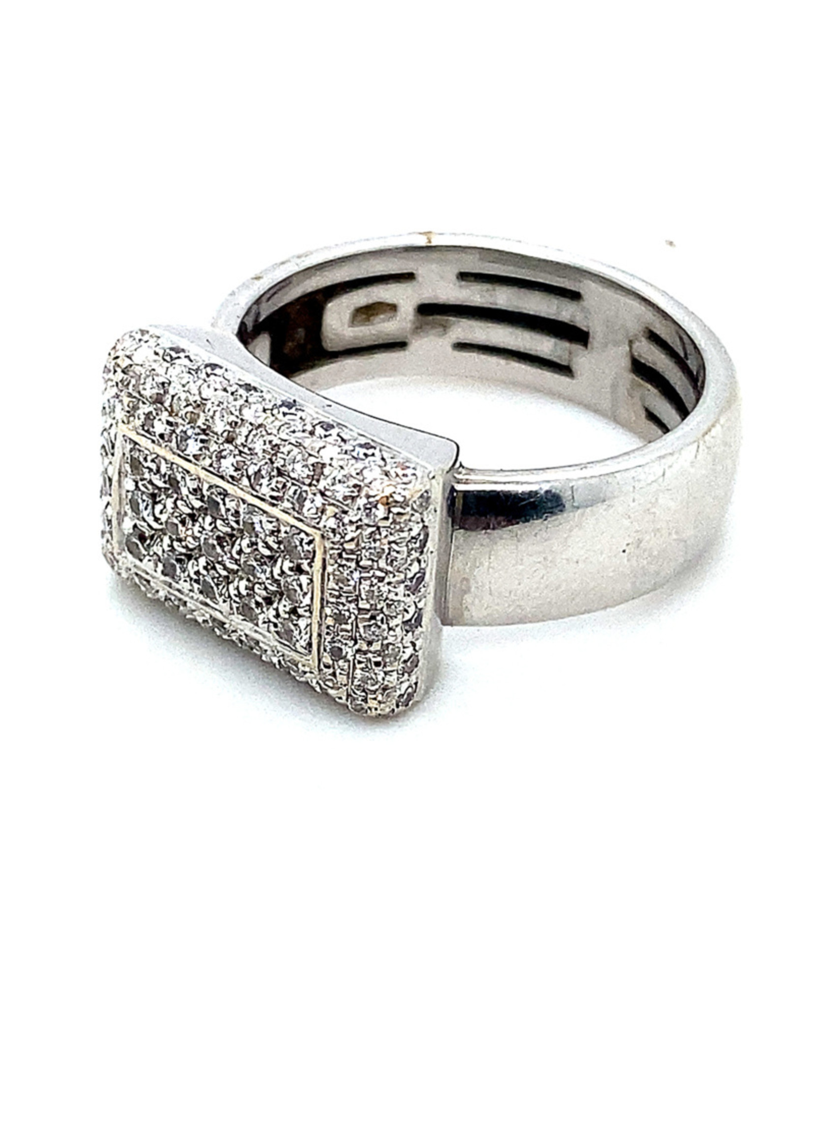 Vintage & Occasion Occasion witgouden ring met pavé gezette diamanten rechthoekige kop