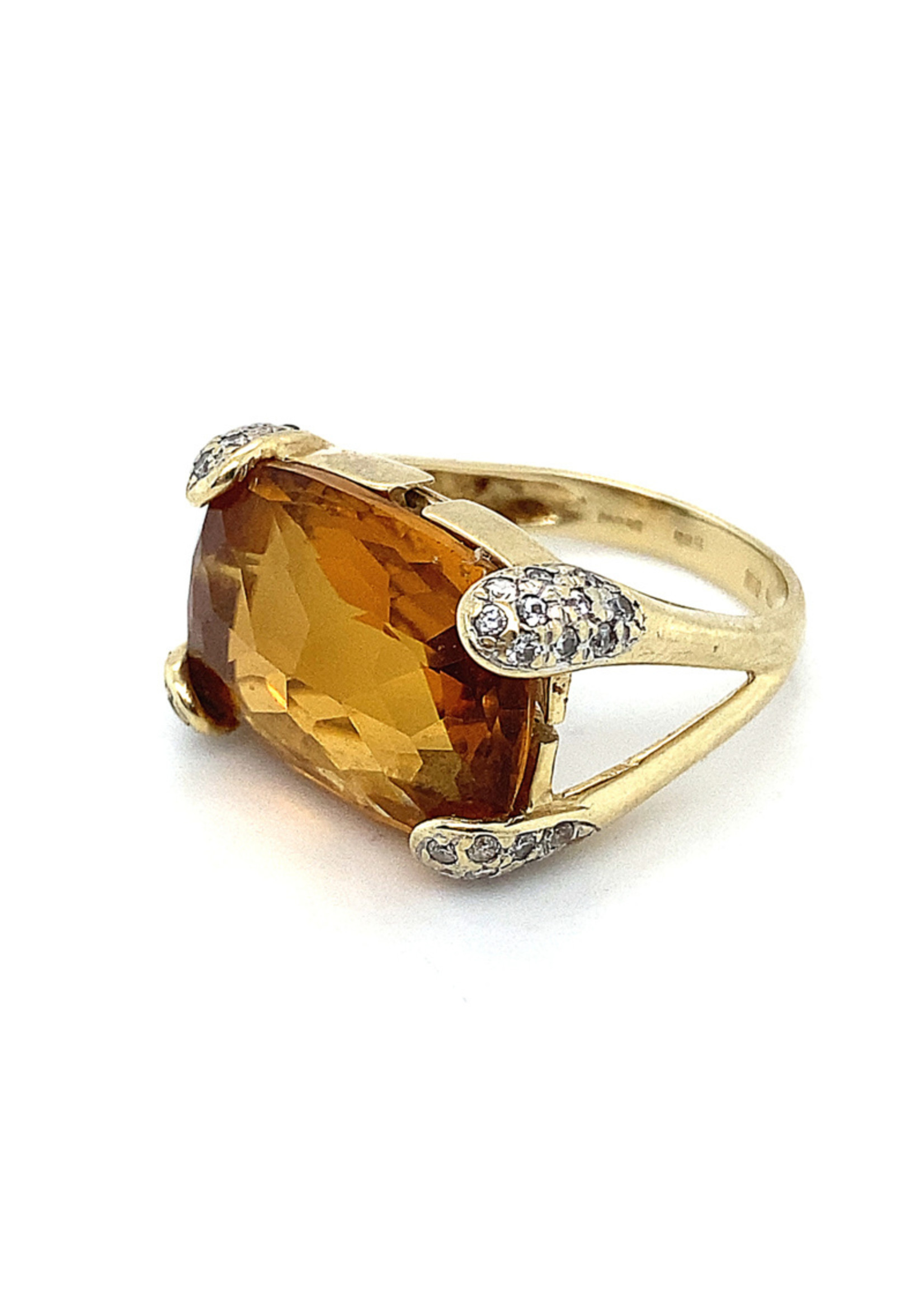 Vintage & Occasion Occasion geelgouden ring met citrien en diamant