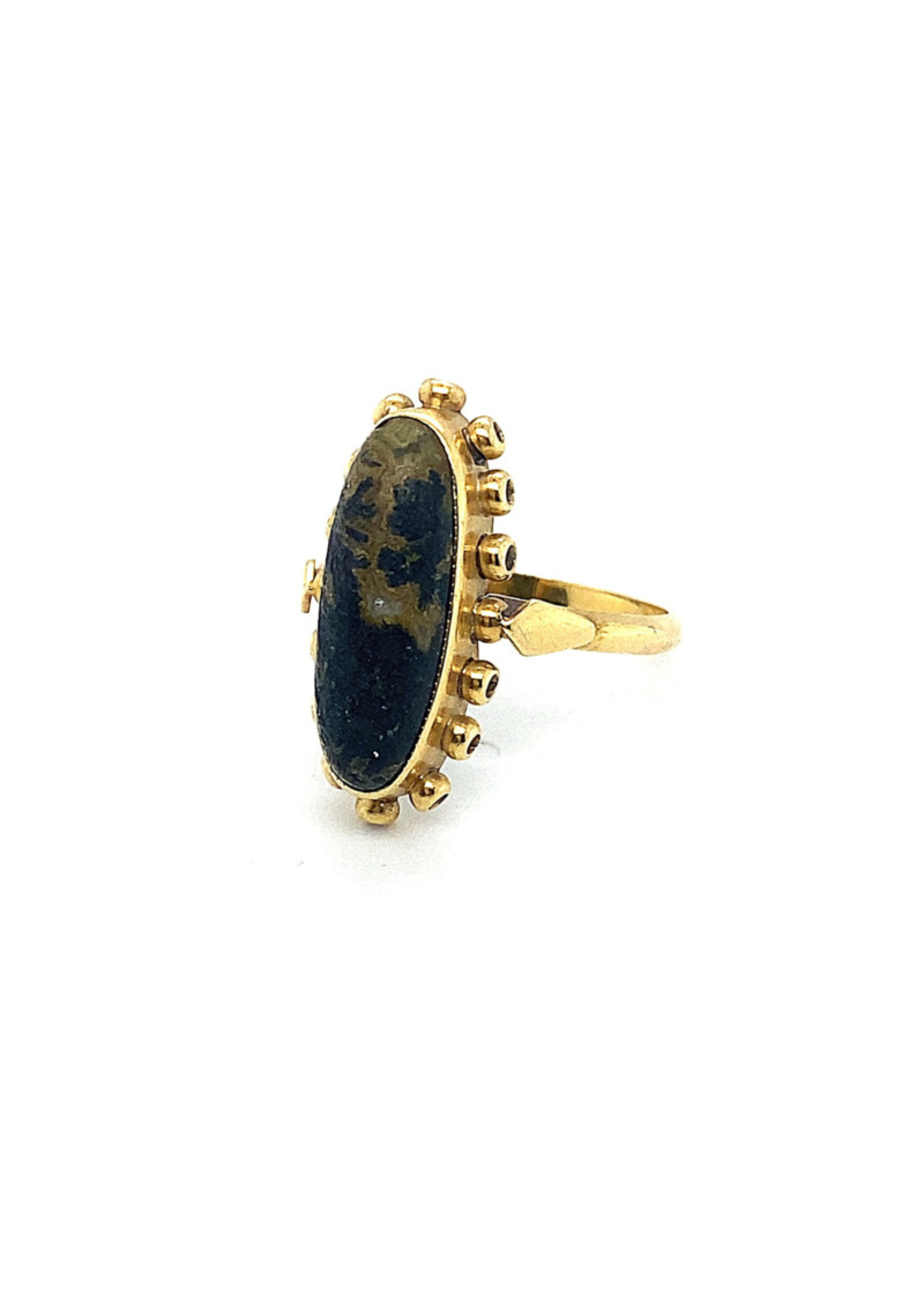 Vintage & Occasion Occasion gouden ring met licht ruwe agaat edelsteen