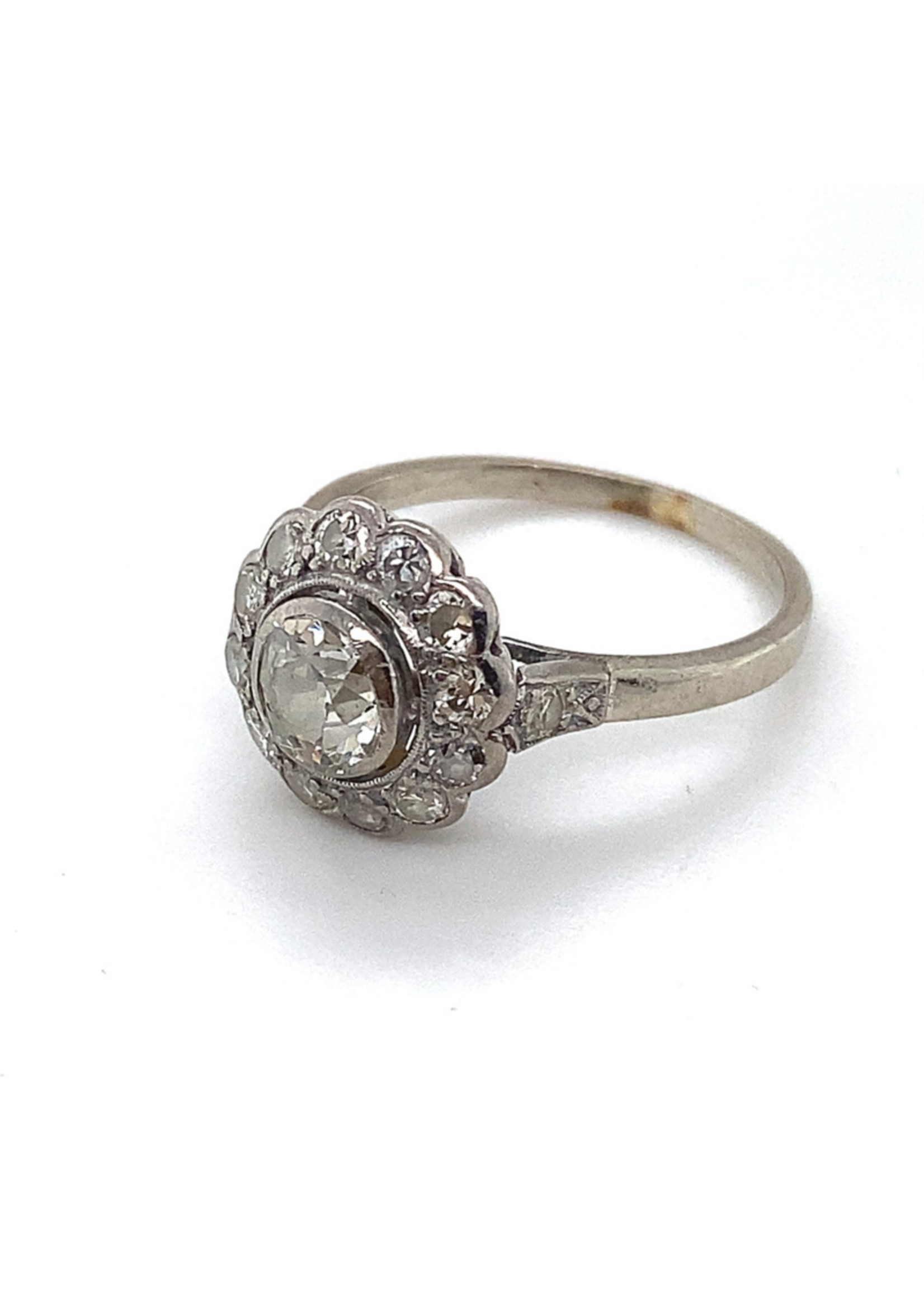 Vintage & Occasion Witgouden entourage ring met circa 1.00ct diamant