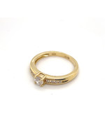 Vintage & Occasion Occasion geelgouden solitair ring met diamant 0.37ct