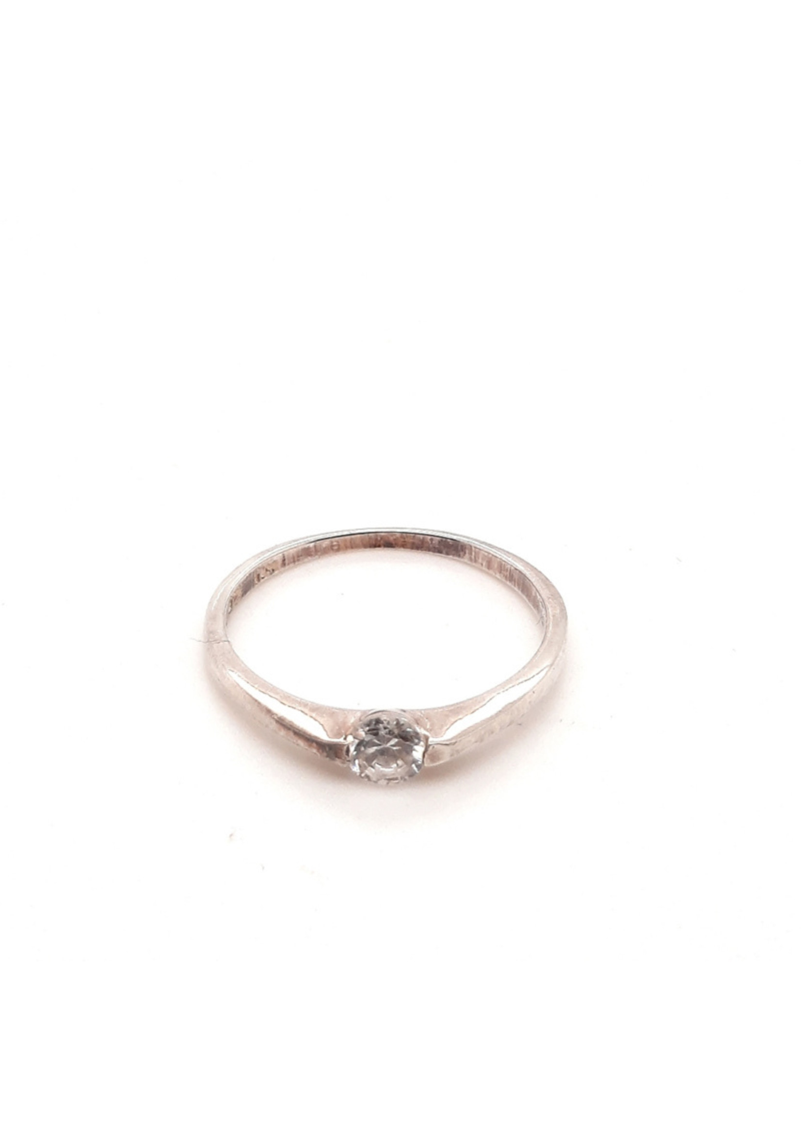 Vintage & Occasion Occasion zilveren ring met zirkonia in klem zetting