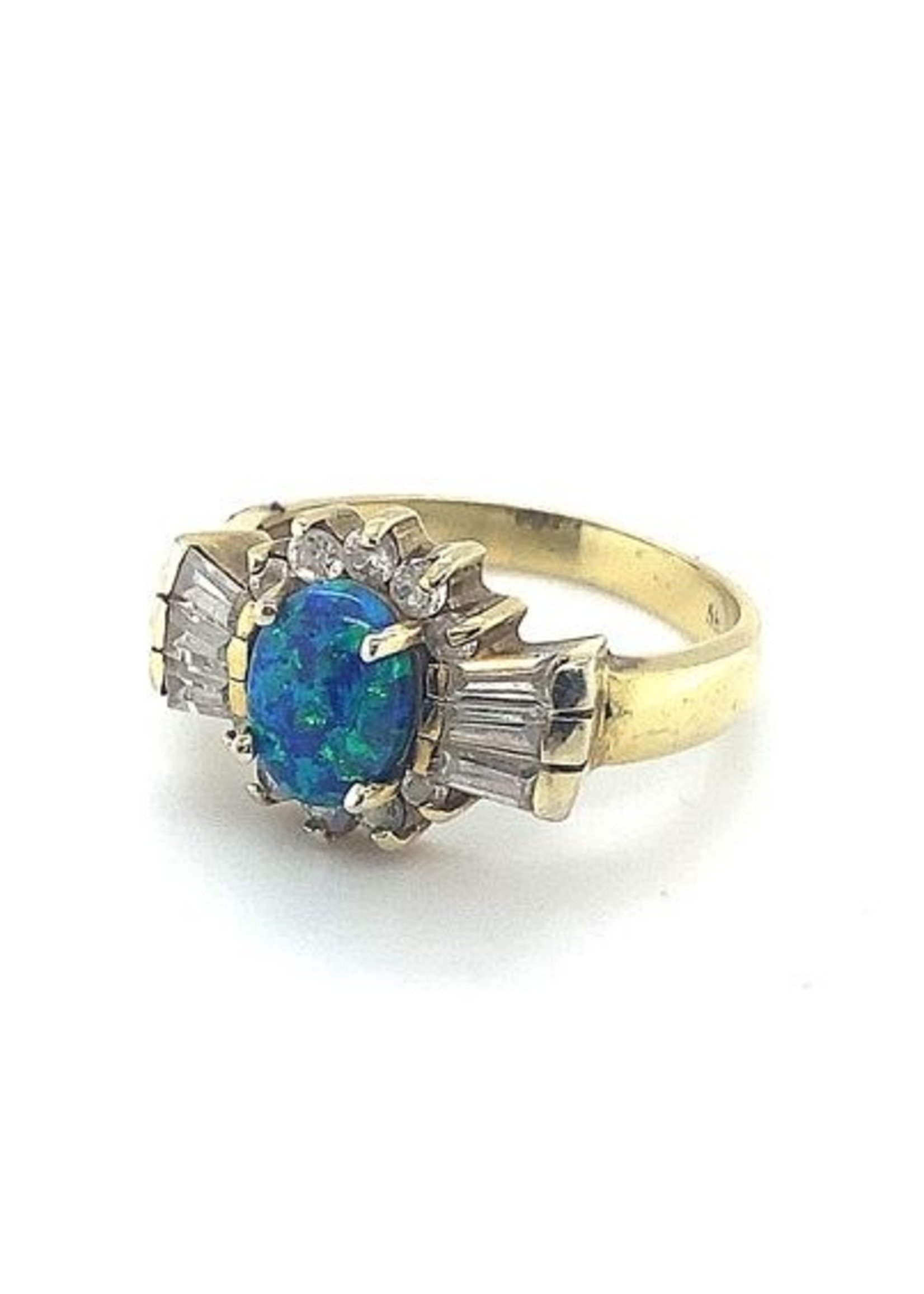 Vintage & Occasion Occasion geelgouden ring met opaal