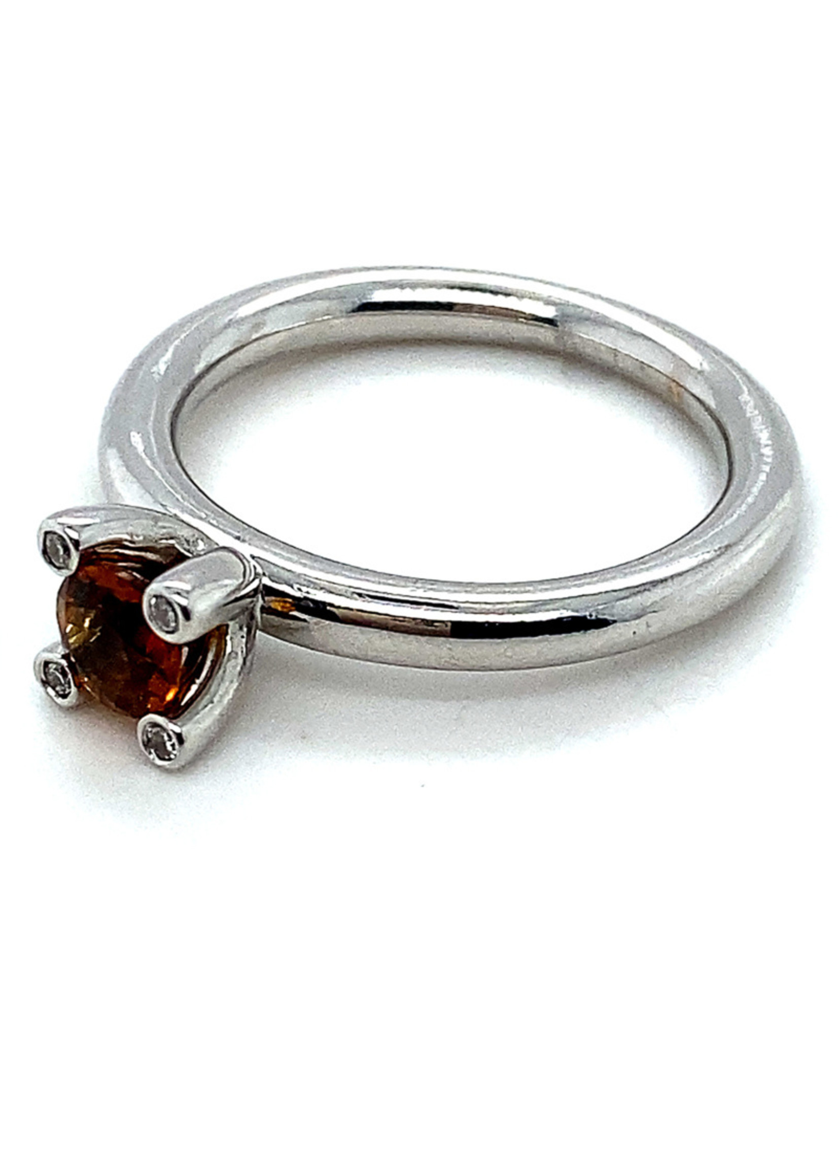 Vintage & Occasion Occasion witgouden ring van Bron met citrien en diamant 0.06ct