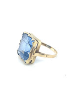Vintage & Occasion Occasion geelgouden ring met felblauwe topaas – 14k maat 17.5 | Juwelier Jansen