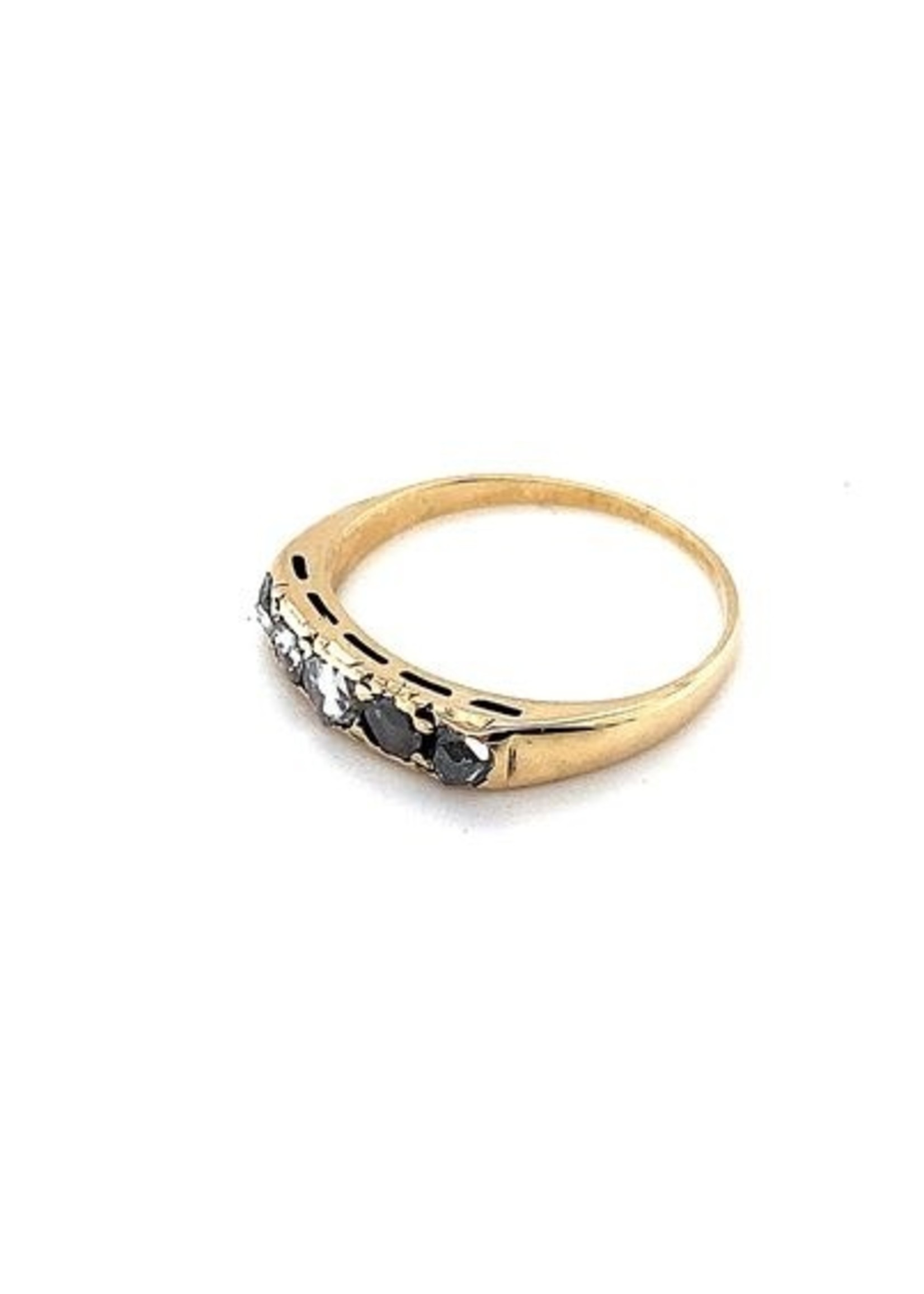 Vintage & Occasion Occasion geelgouden ring met 5 roosdiamantjes