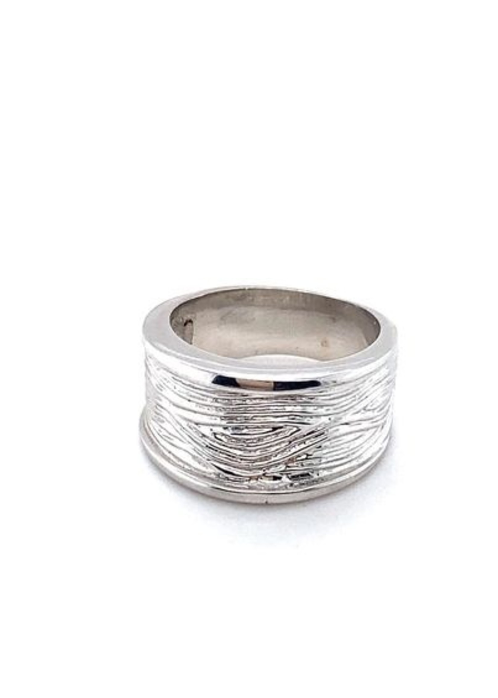 Cataleya jewels Zilveren brede ring met golfjes patroon maat 15 3/4