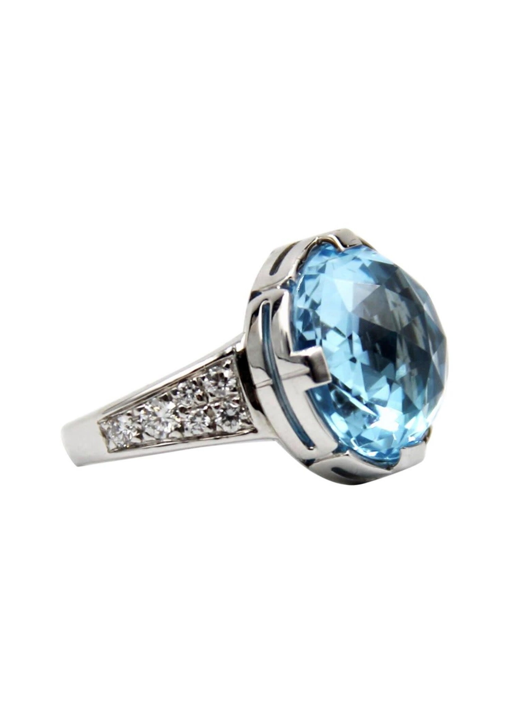 Bvlgari Parentesi white gold diamond ring with blue topaz maat 54