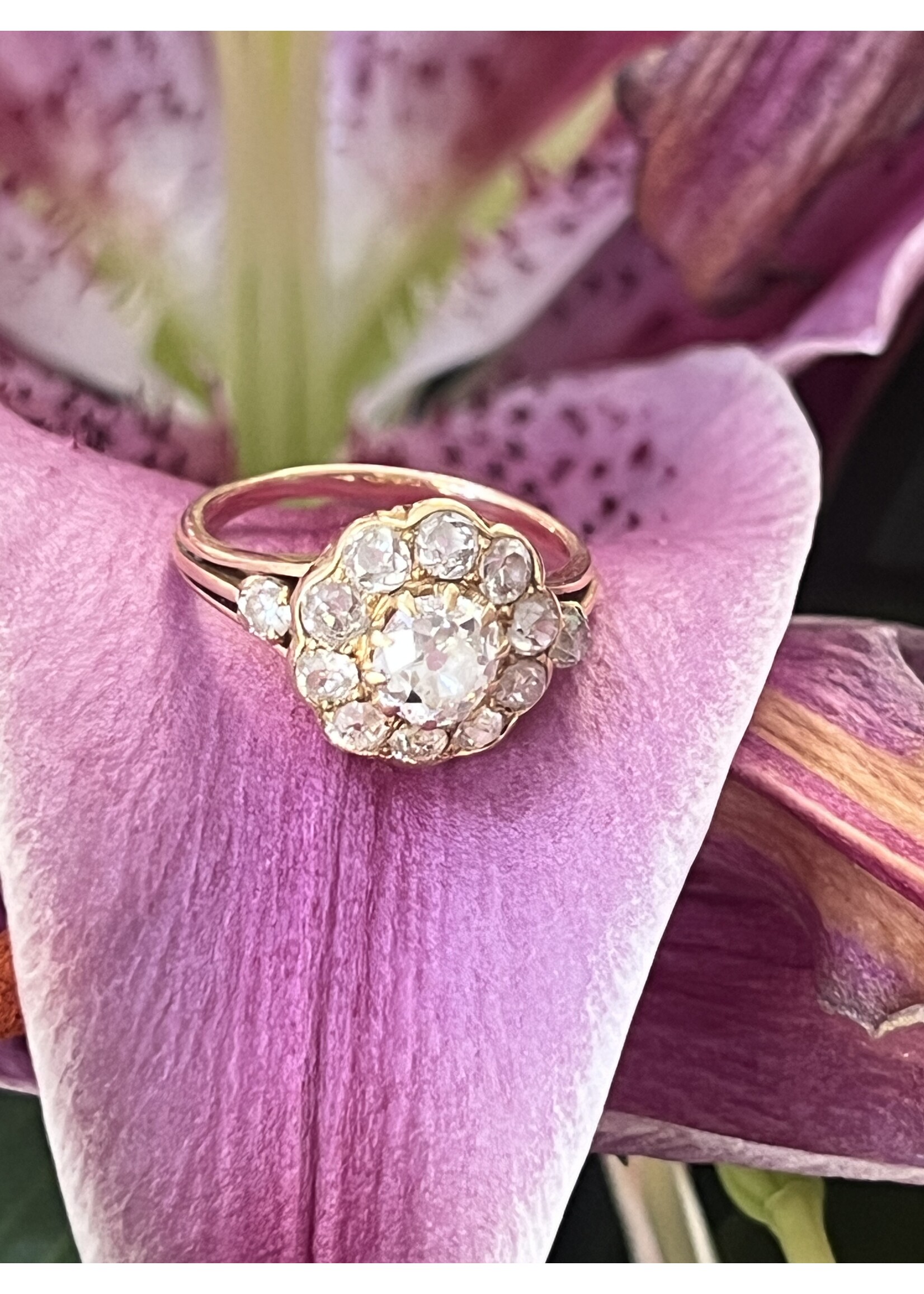 Vintage & Occasion Geelgouden diamanten ring