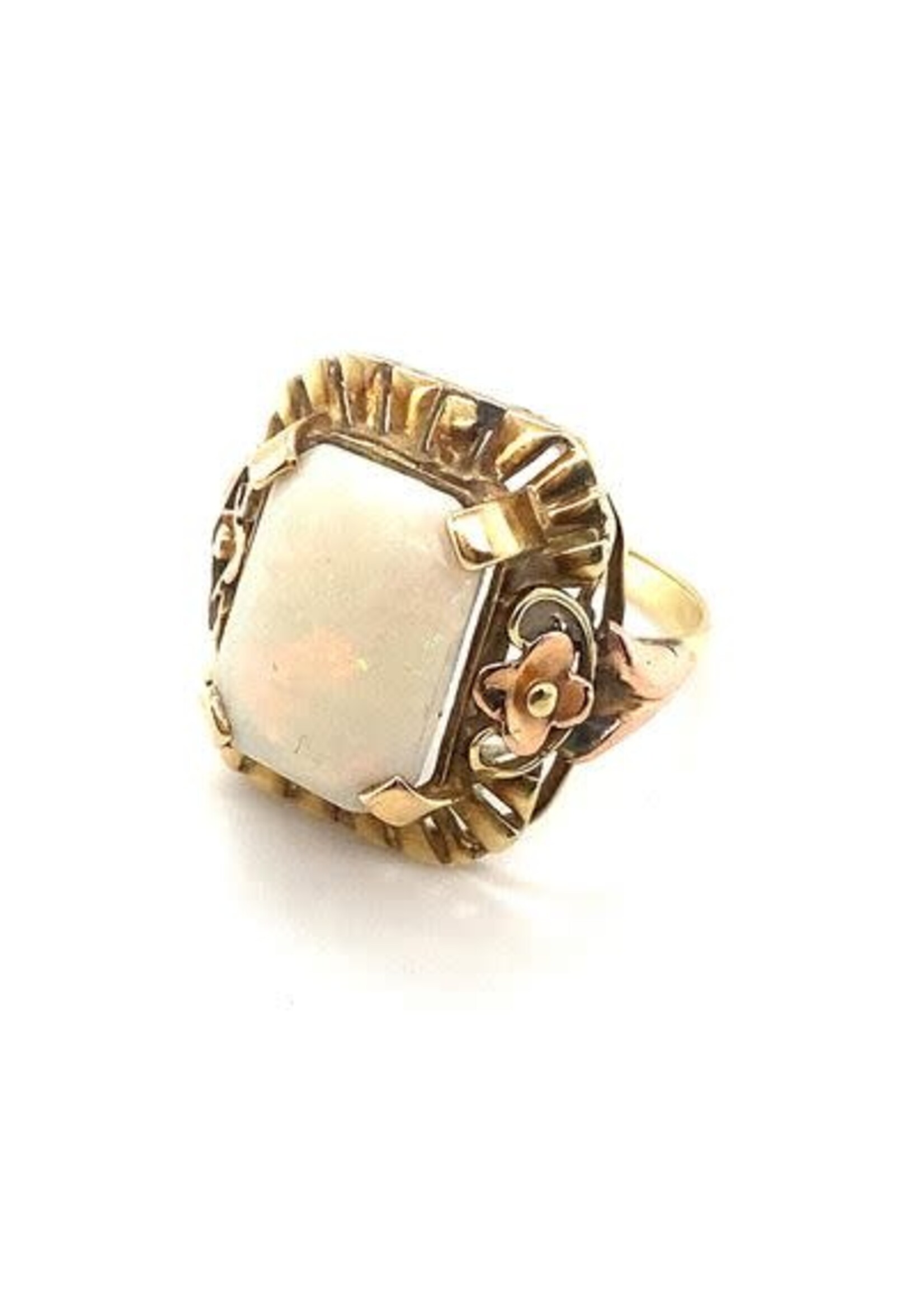 Vintage & Occasion Occasion gouden ring met opaal steen - maat 16