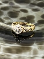 Vintage & Occasion Occasion geelgouden ring met 0.44ct diamant