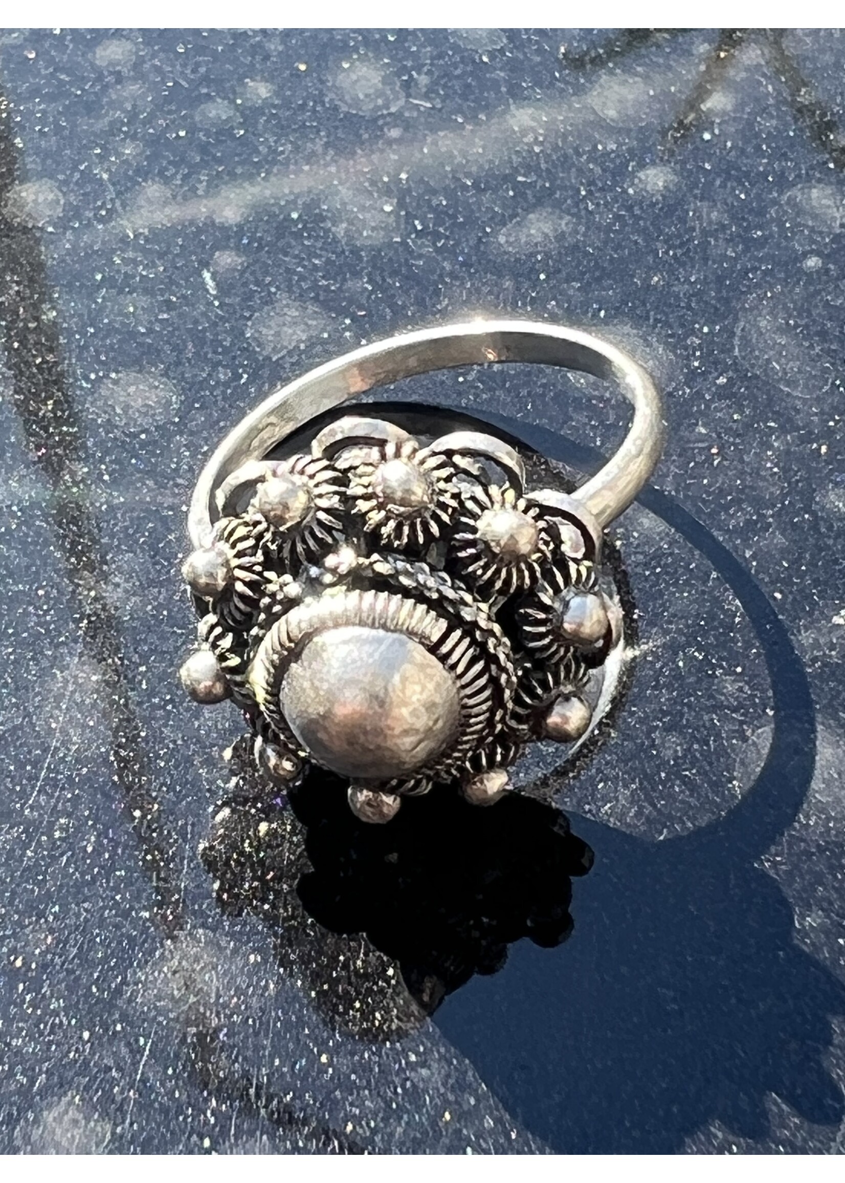Vintage & Occasion Zilveren occasion Zeeuwse knoop ring