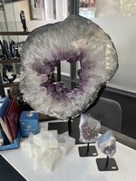 Ceyda Gems Geode amethist op voet 13 kilo