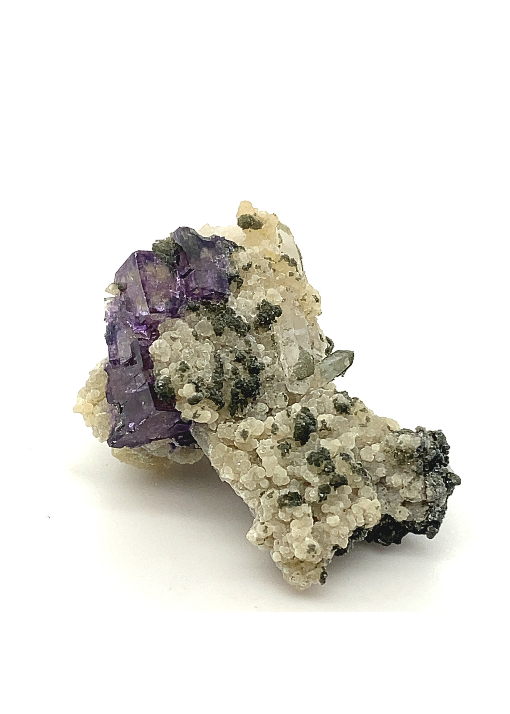 Cataleya jewels Fluoriet ruwe paarse kristallen in moedergesteente
