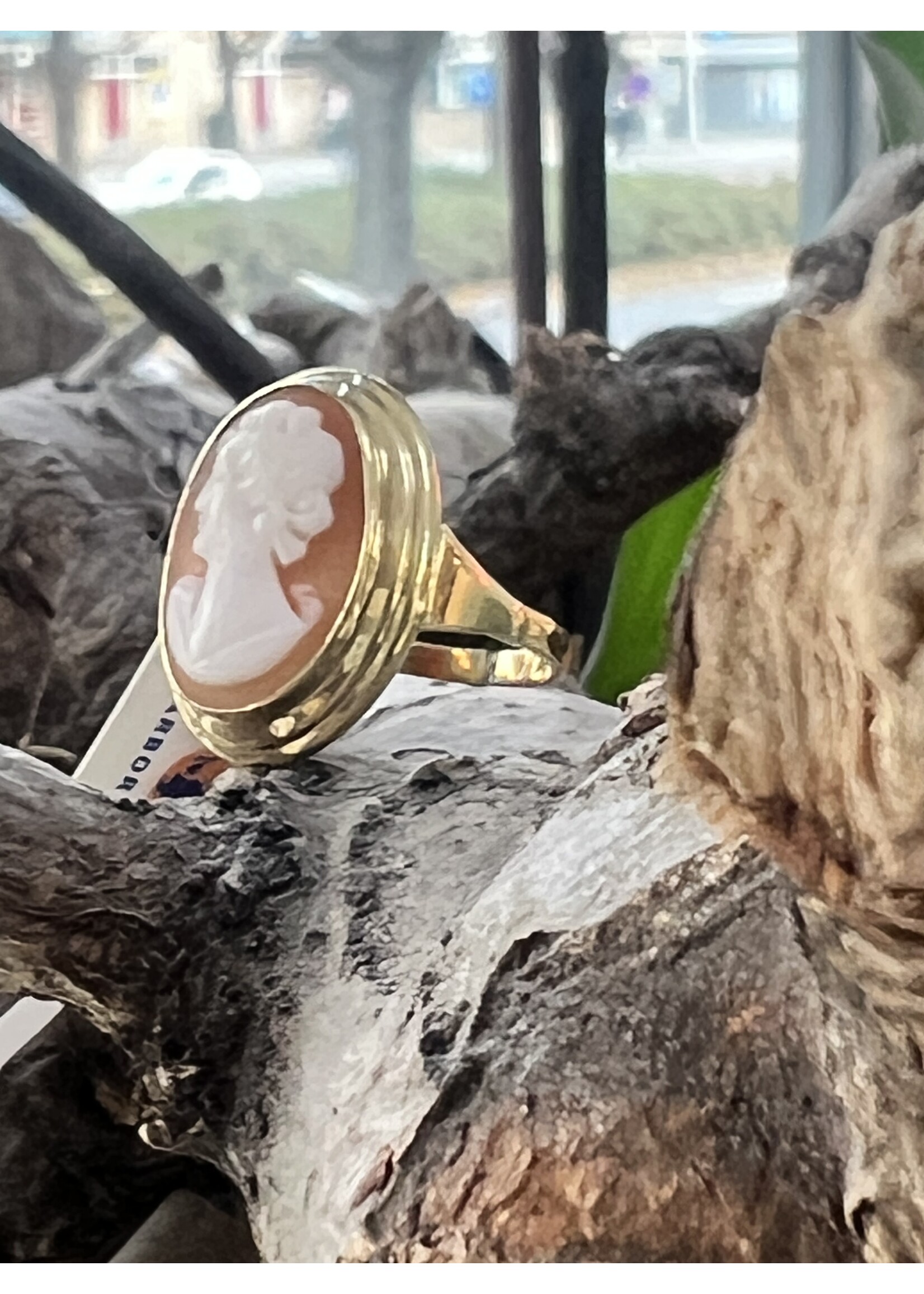 Vintage & Occasion Geelgouden ring met camee 8k
