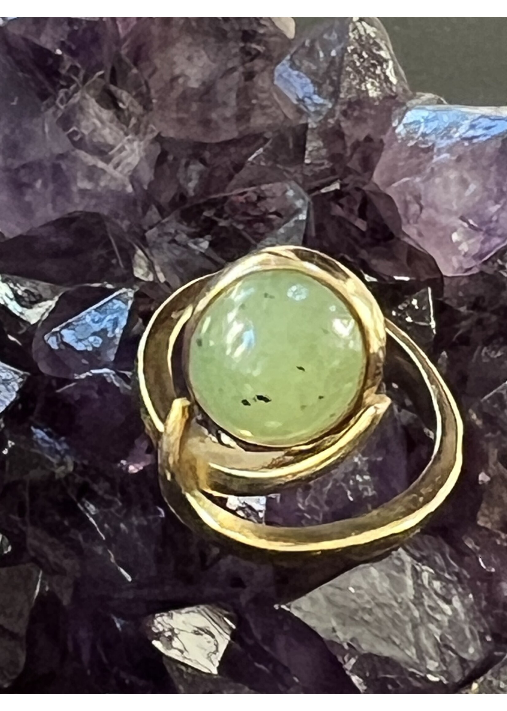 Vintage & Occasion Ring met groene prehniet steen