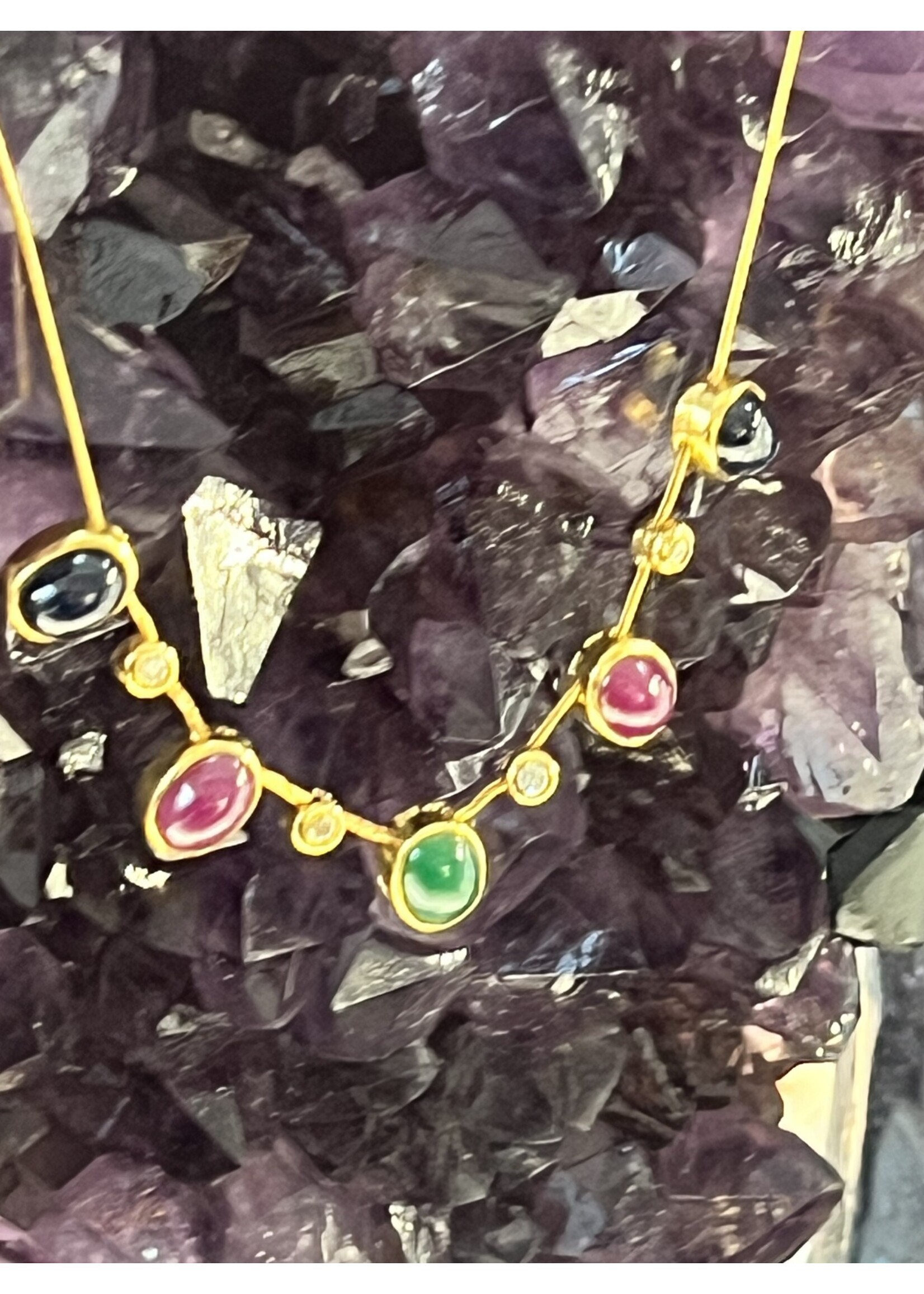 Vintage & Occasion Ketting  18k met smaragd , saffier briljant  en robijn - lengte 40cm