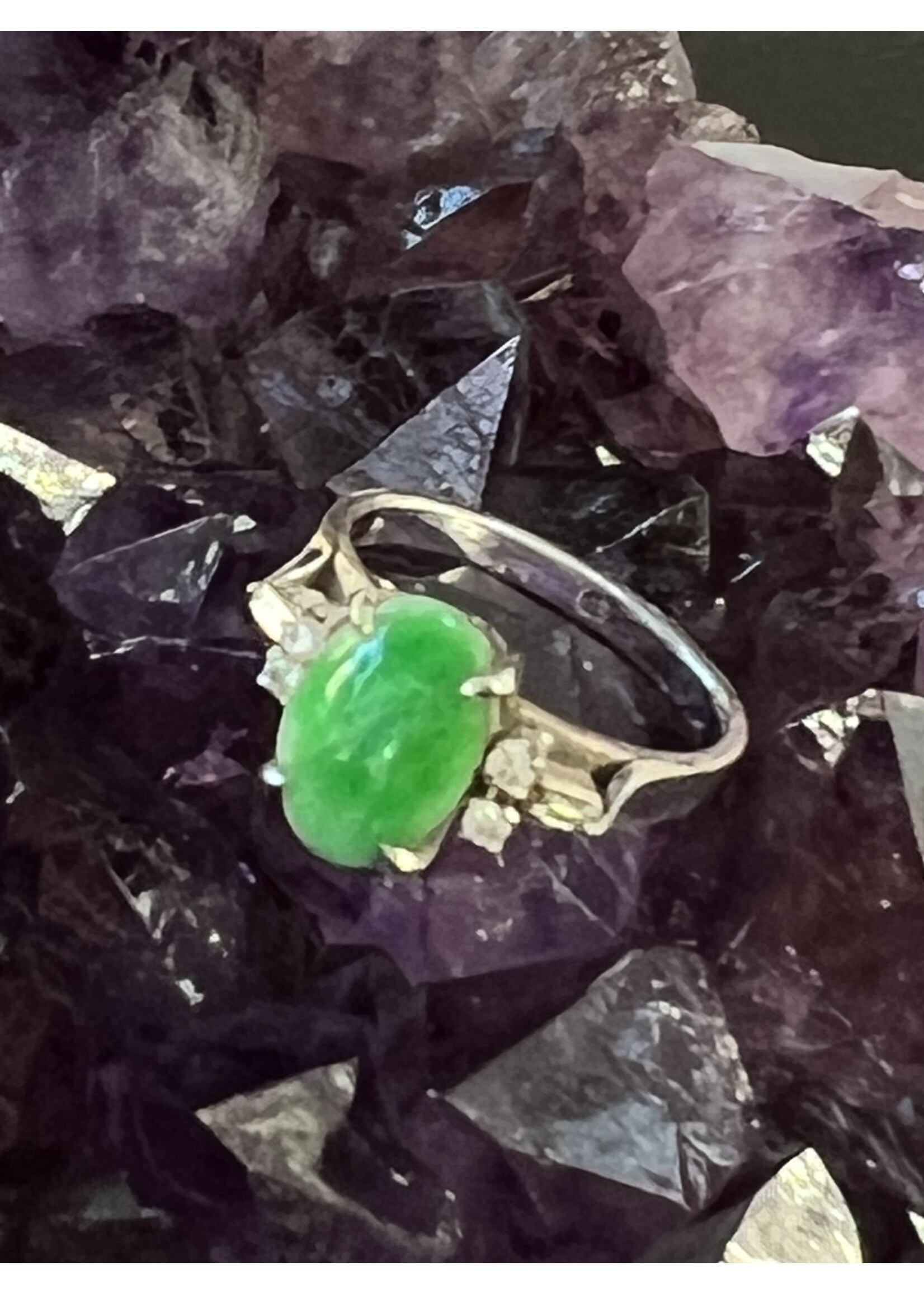 Vintage & Occasion Ring met groene steen en diamant