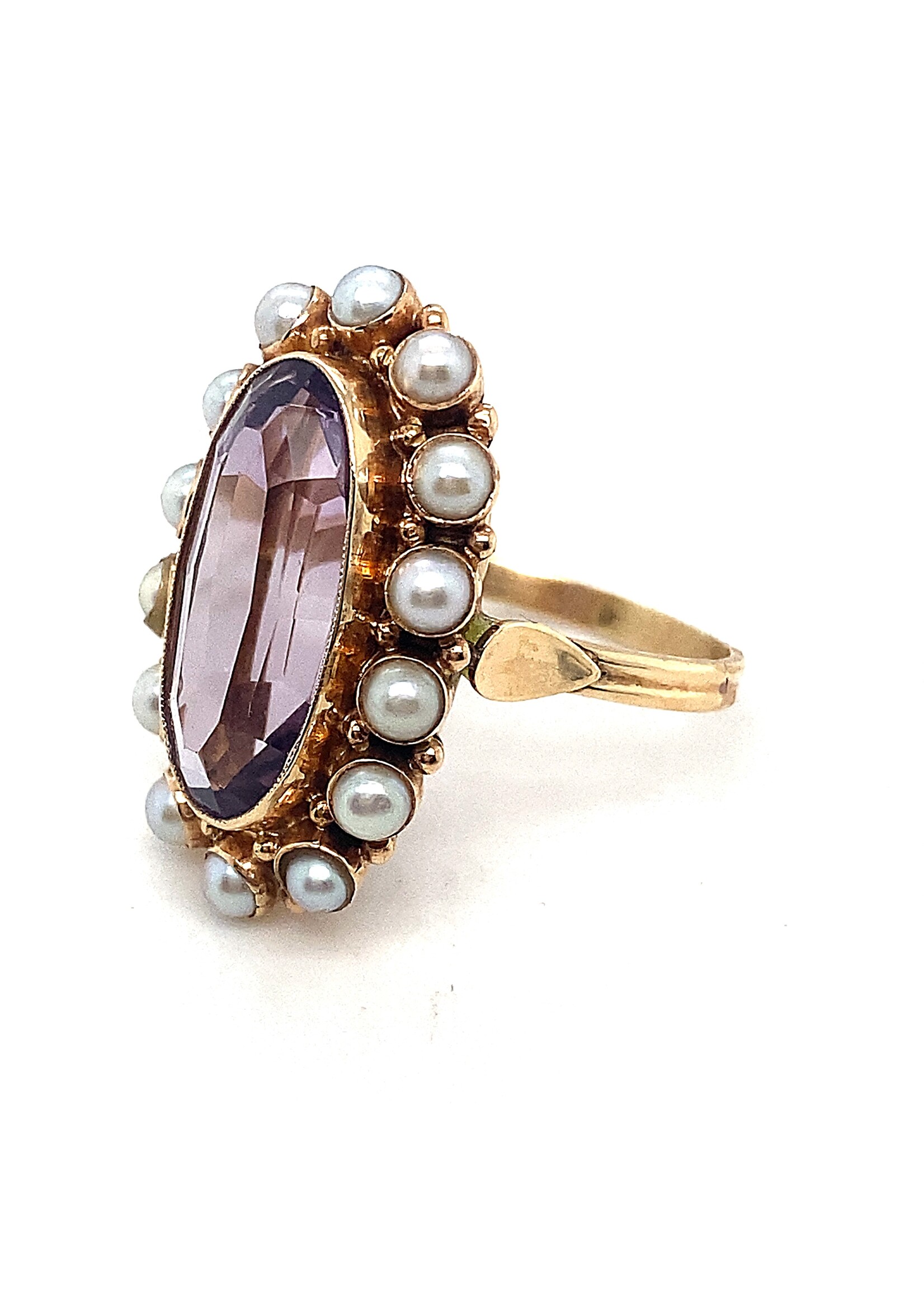 Vintage & Occasion Geelgouden ring met parels en amethist