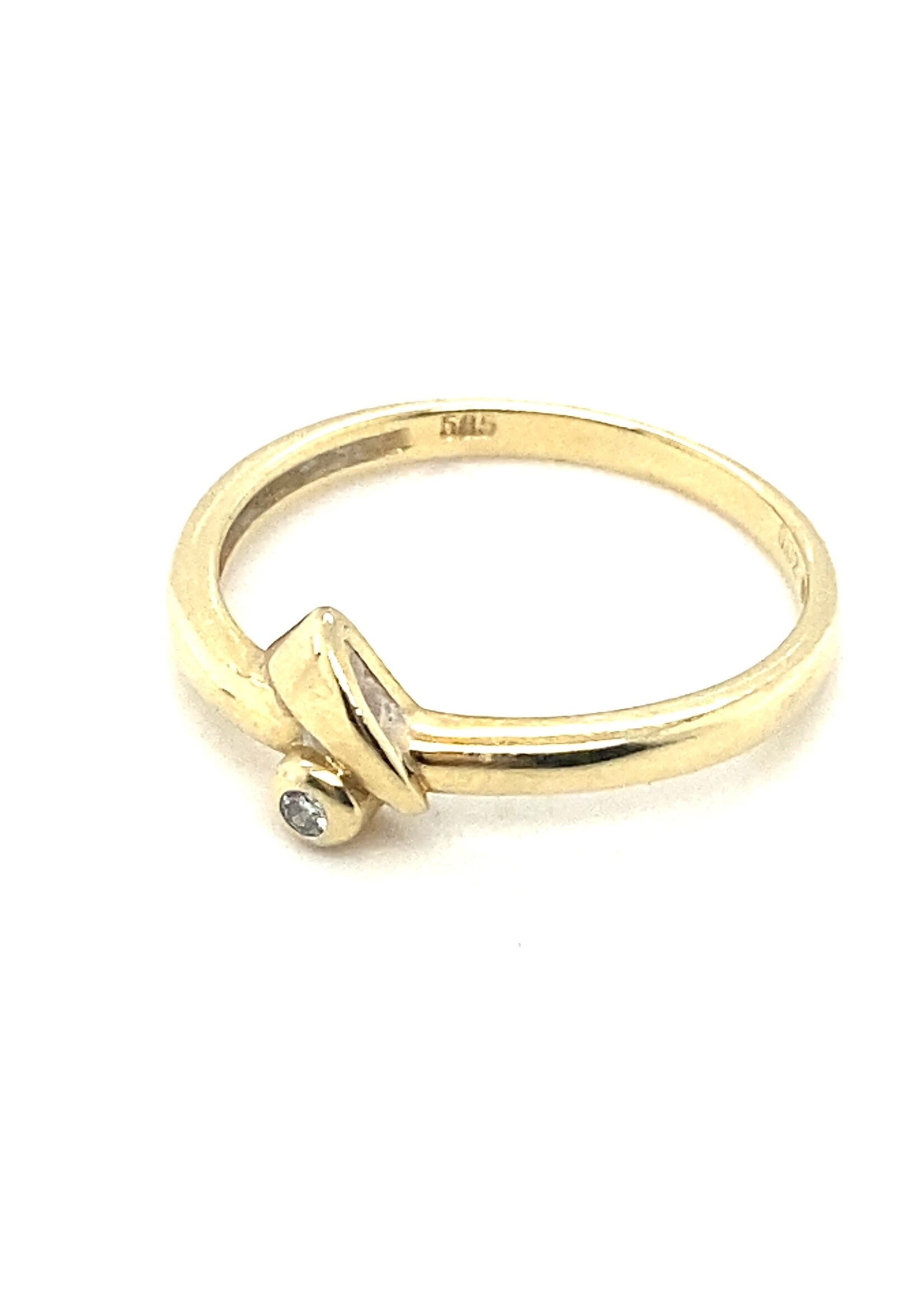 Vintage & Occasion Occasion Geelgouden fantasie  ring met 0.02 ct briljant