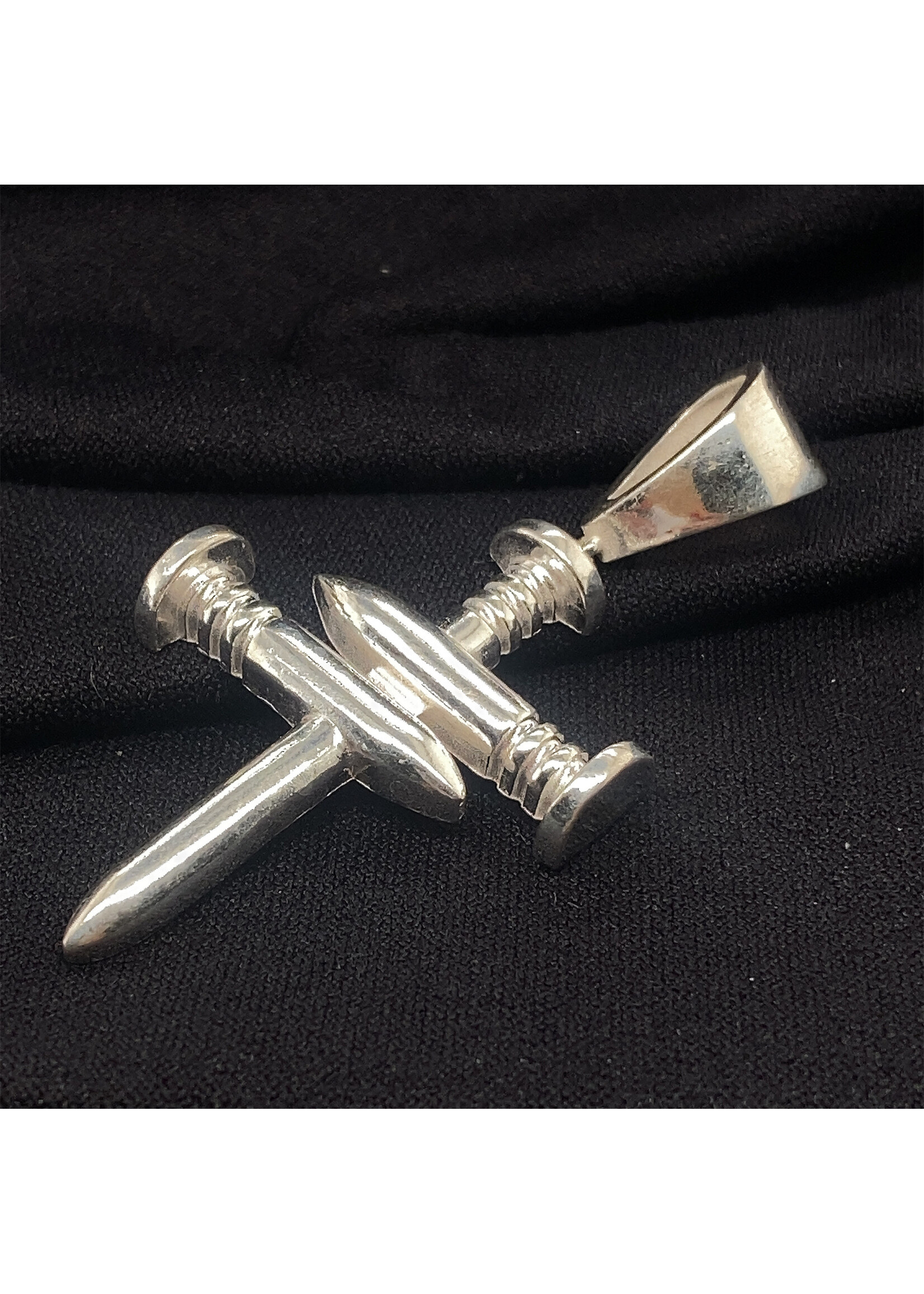 Cataleya jewels Zilveren kruis spijker zilver