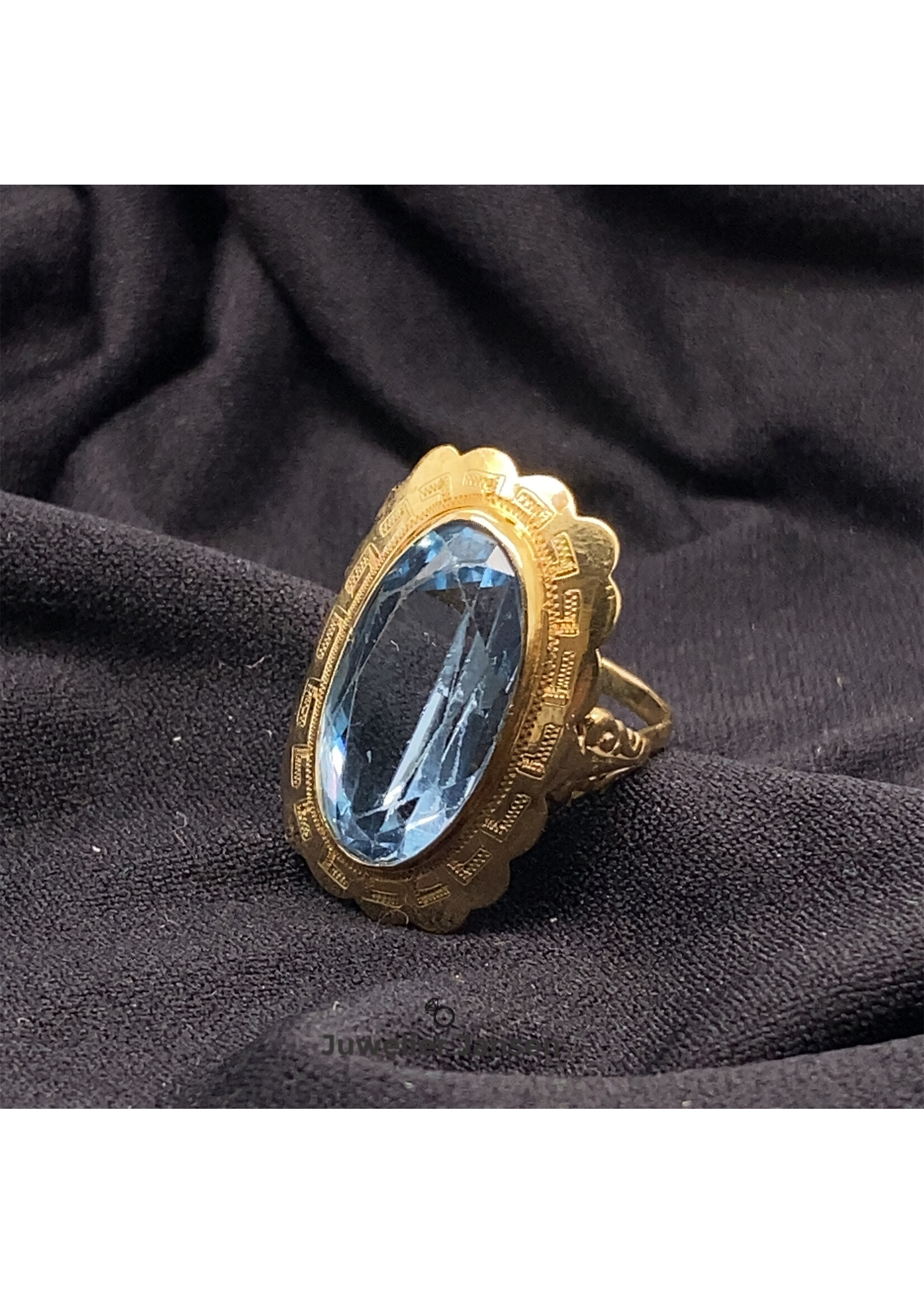 Vintage & Occasion Occasion gouden vintage ring met blauwe steen - maat 17.5