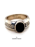 Vintage & Occasion Witgouden massieve  zegelring   motief met gefaceteerde saffier 4.8 ct - maat 22