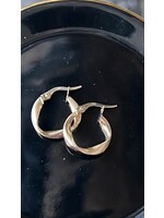 Cataleya jewels Creolen wokkel gematteerd  15 mm