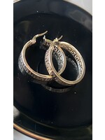 Cataleya jewels Geelgouden 14k  oorringen  met versace motief 18mm.