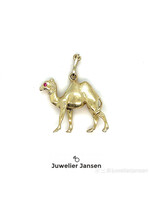 Vintage & Occasion Geelgouden  vintage hanger kameel 14k