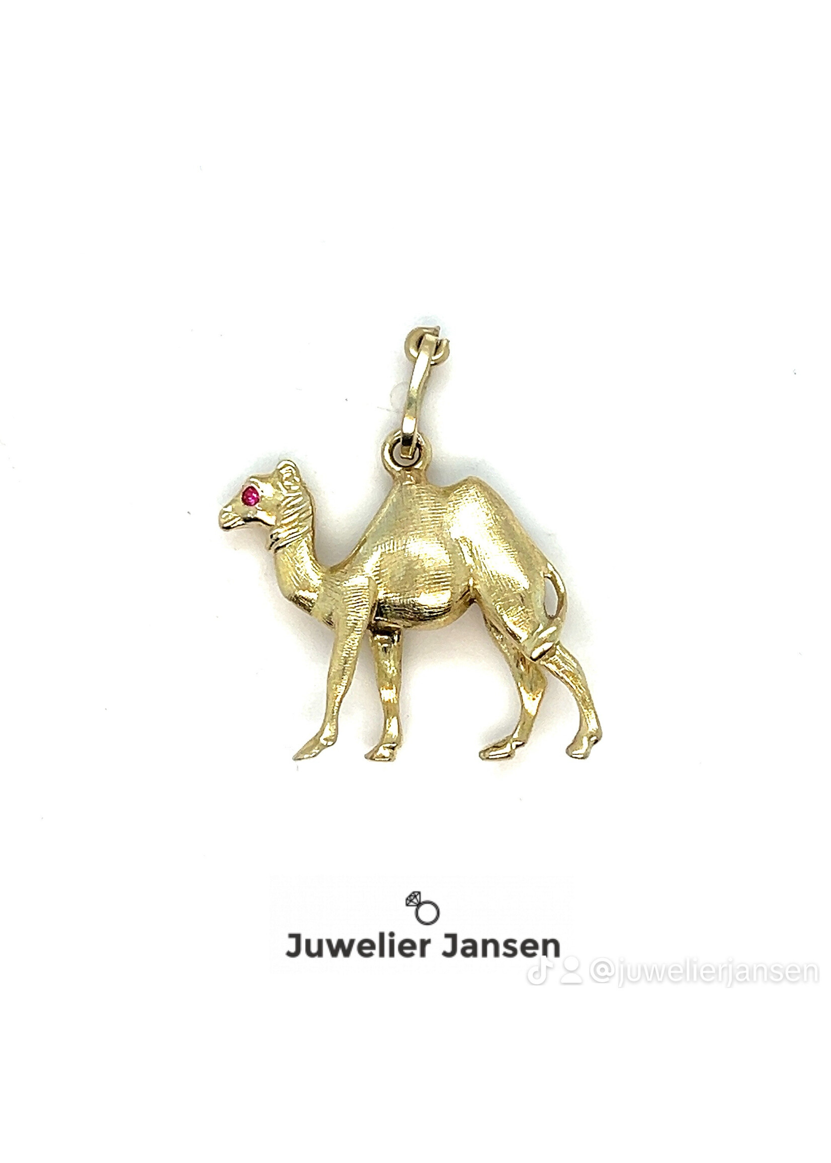 Vintage & Occasion Geelgouden  vintage hanger kameel 14k