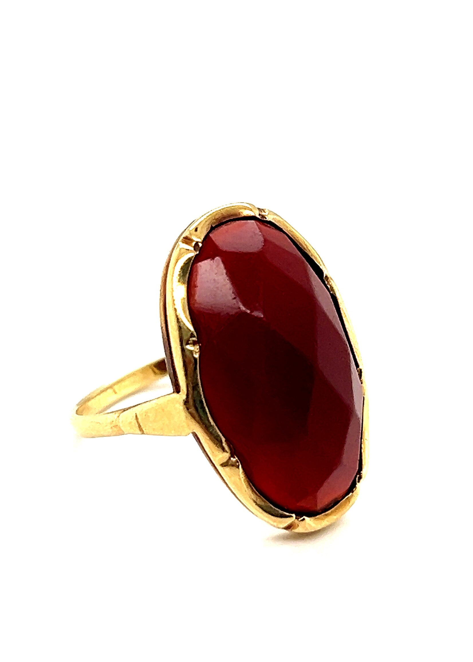 Vintage & Occasion Geelgouden ring met carneol - maat 17.5