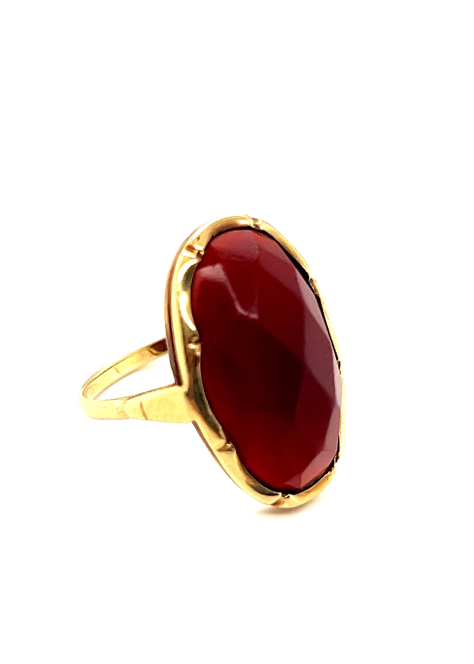 Vintage & Occasion Geelgouden ring met carneol - maat 17.5