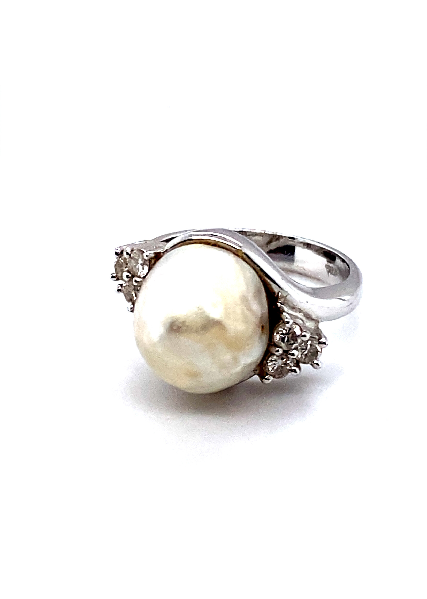 Vintage & Occasion Witgouden. ring met parel