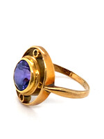 Vintage & Occasion Geelgouden ring met paarse steen - maat 15.5