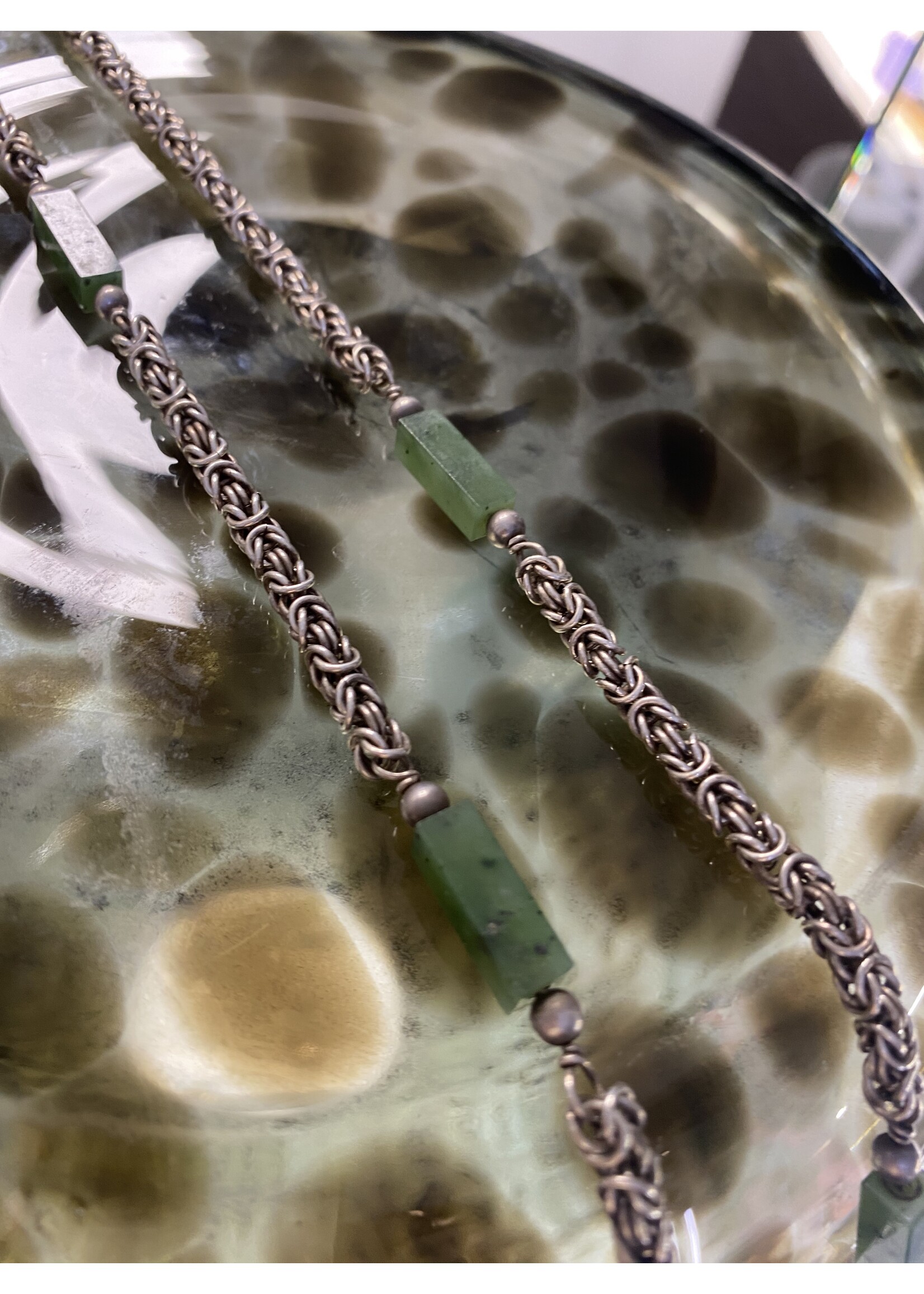 Vintage & Occasion Zilveren konings ketting rond met jade