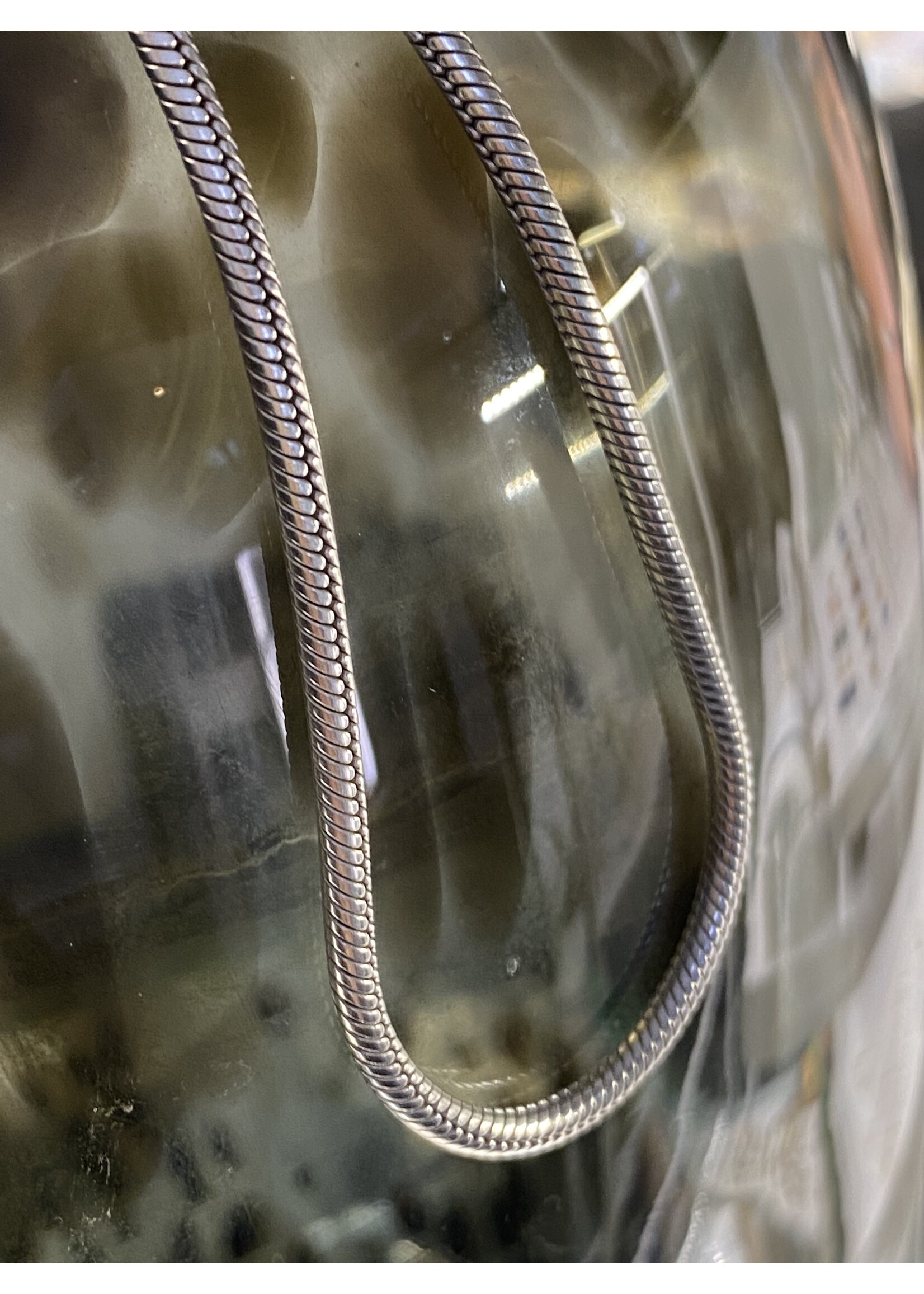 Vintage & Occasion Zilveren slang collier 45cm