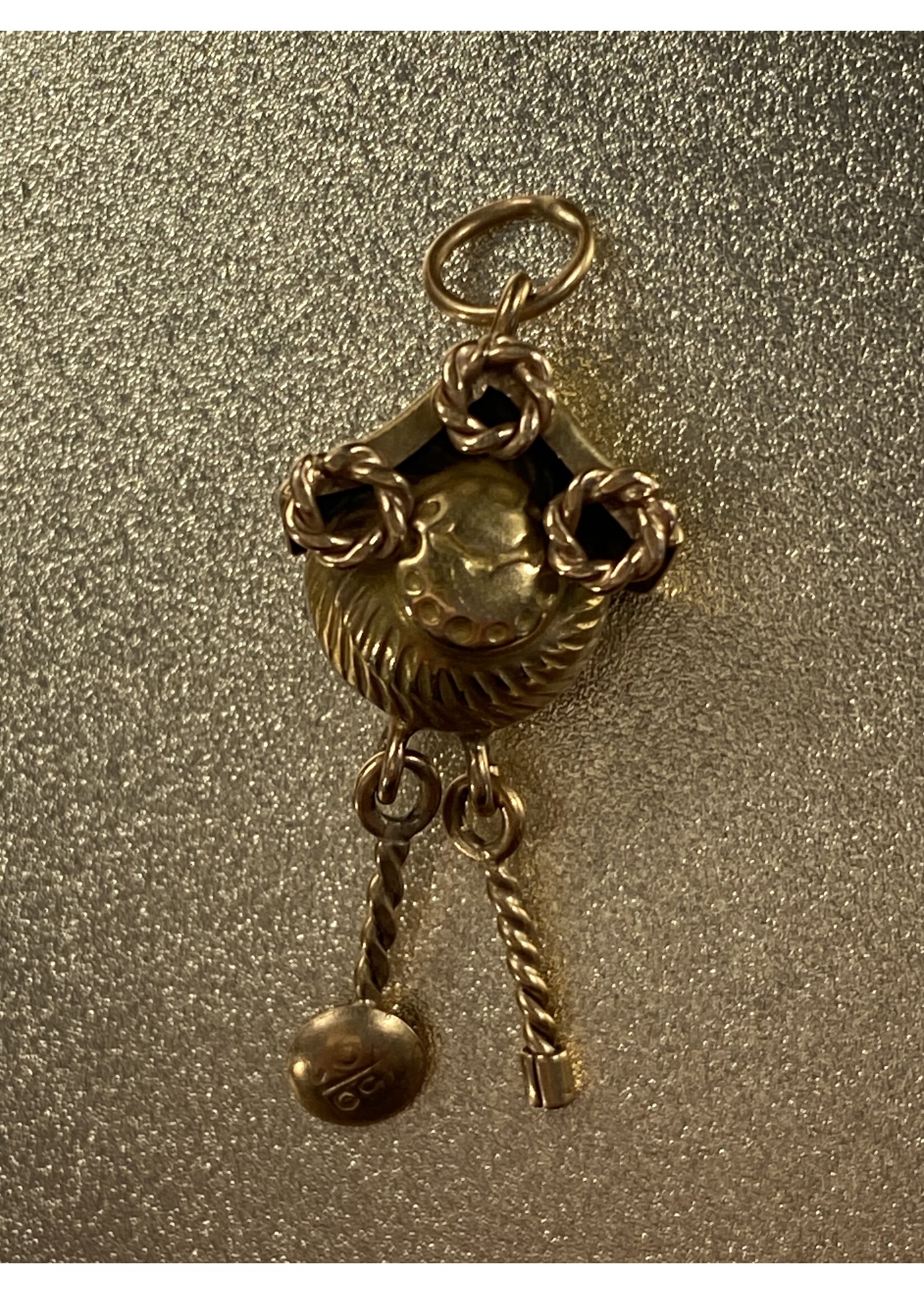 Vintage & Occasion Geelgouden  18 k  hanger koekkoeksklok