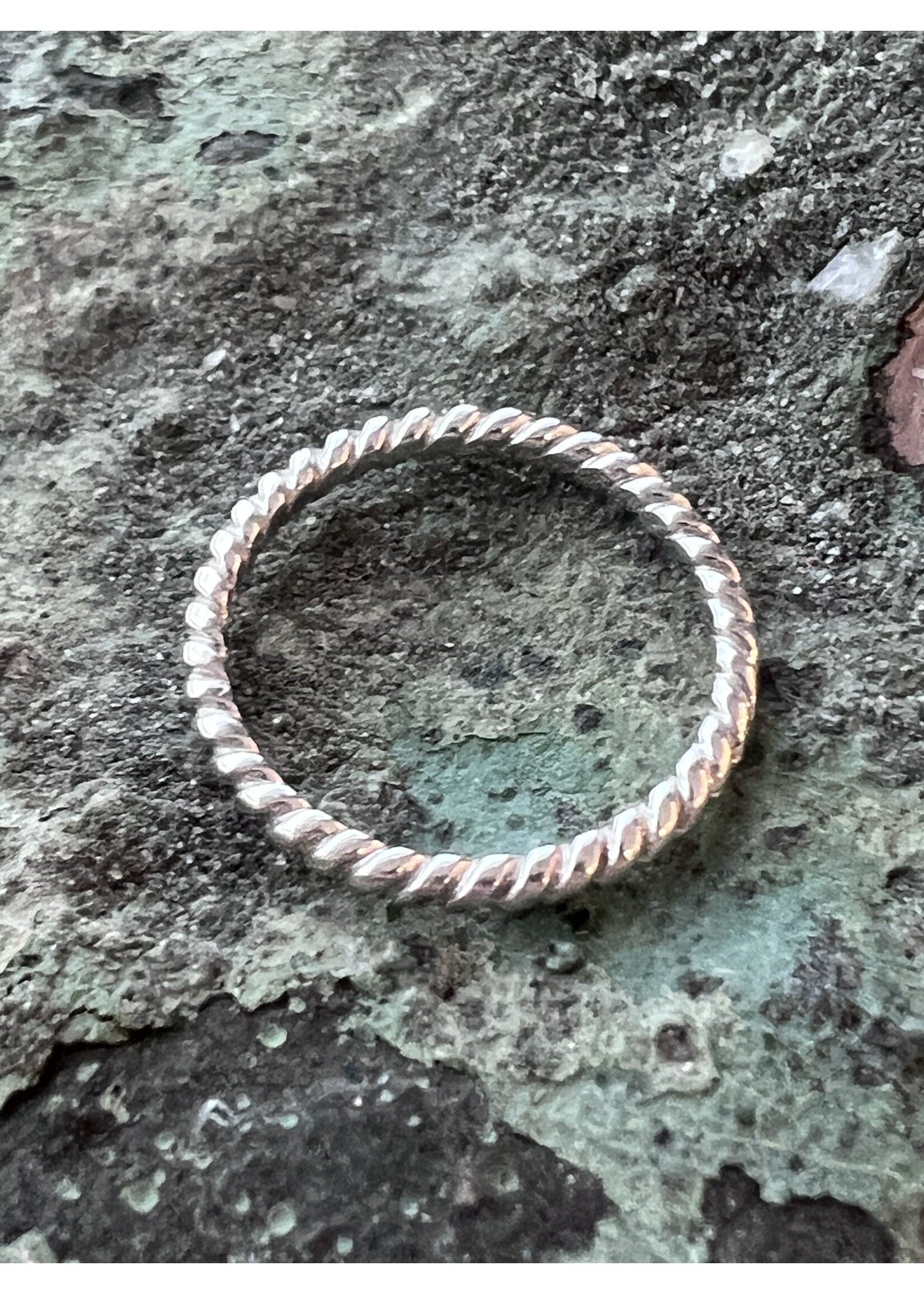 Vintage & Occasion Witgouden aanschuifring 14k - maat 17.5