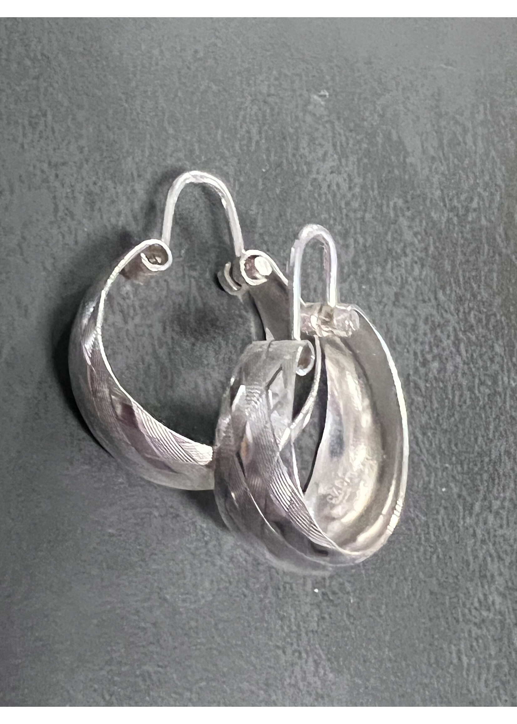 Vintage & Occasion Zilveren creolen met gevlochten motief