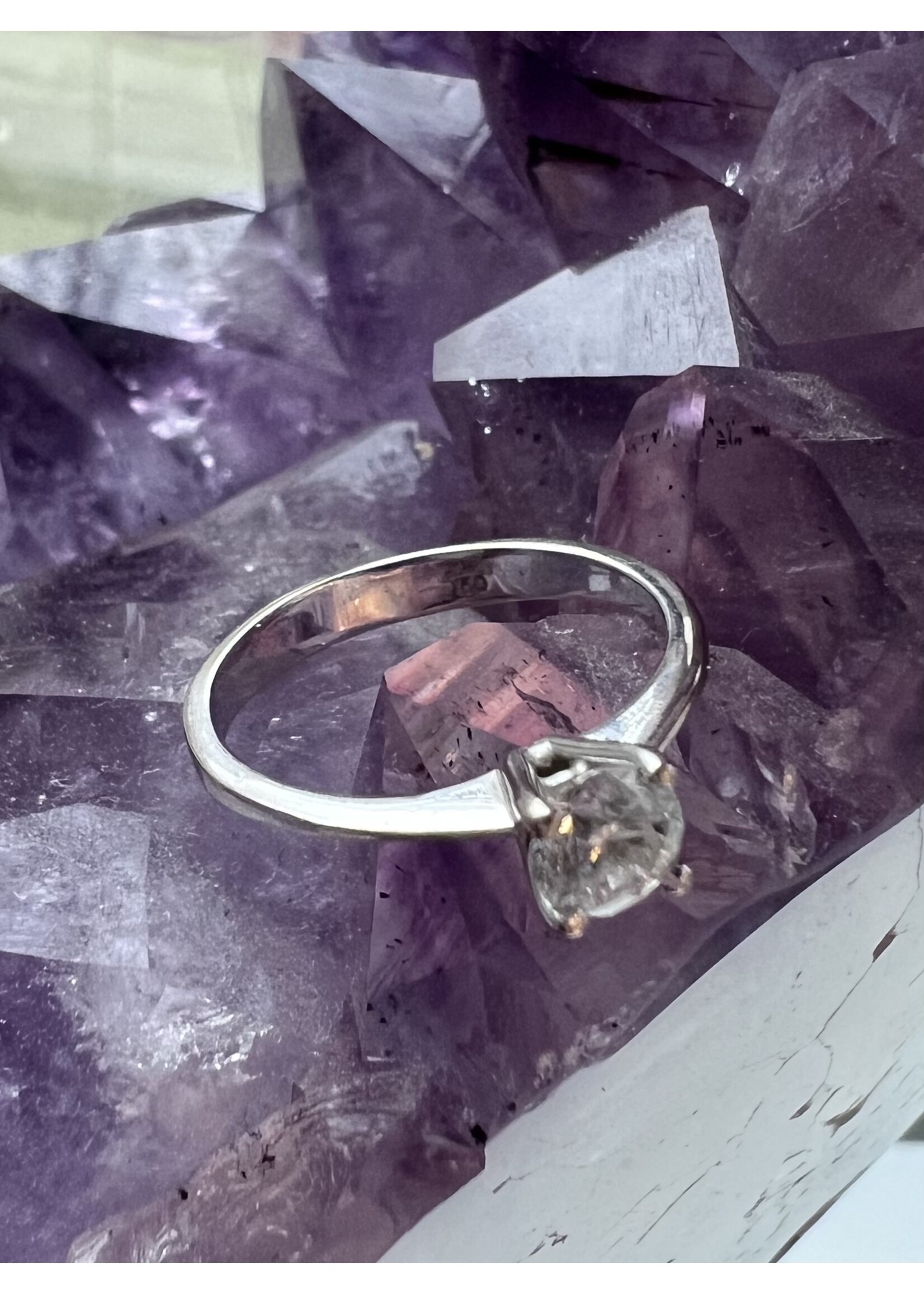 Vintage & Occasion Occasion witgouden 18K solitairring met diamant 0.40ct