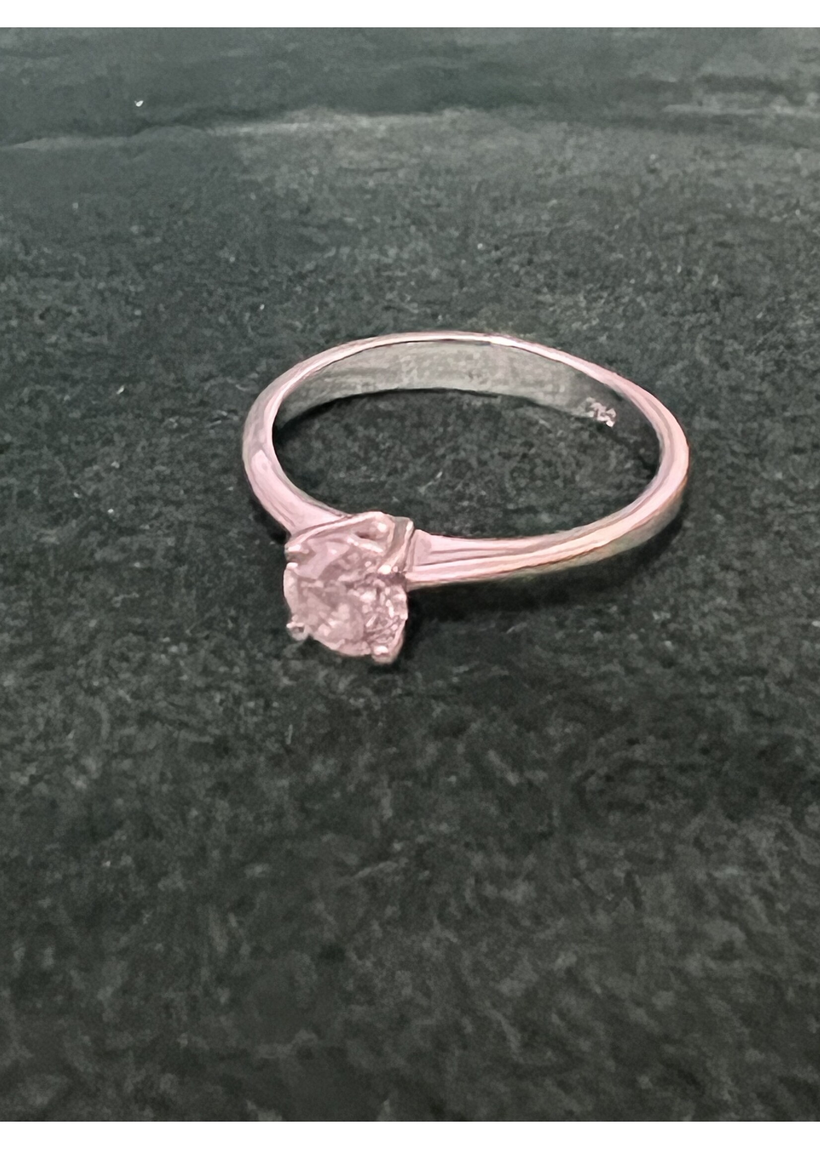 Vintage & Occasion Occasion witgouden 18K solitairring met diamant 0.40ct