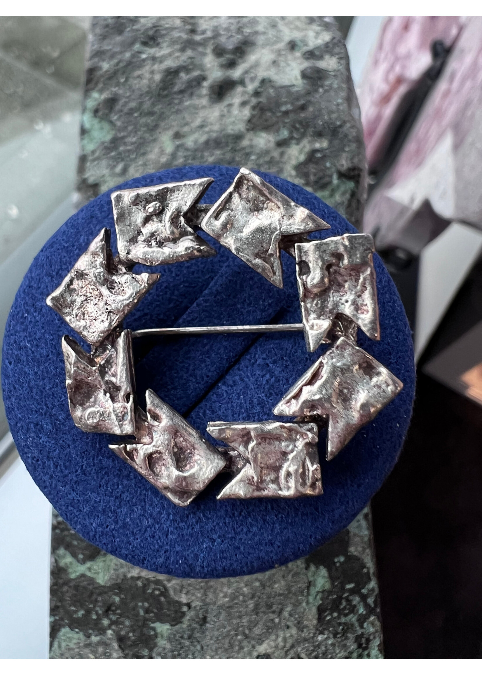 Vintage & Occasion Zilveren broche - Rob Maas