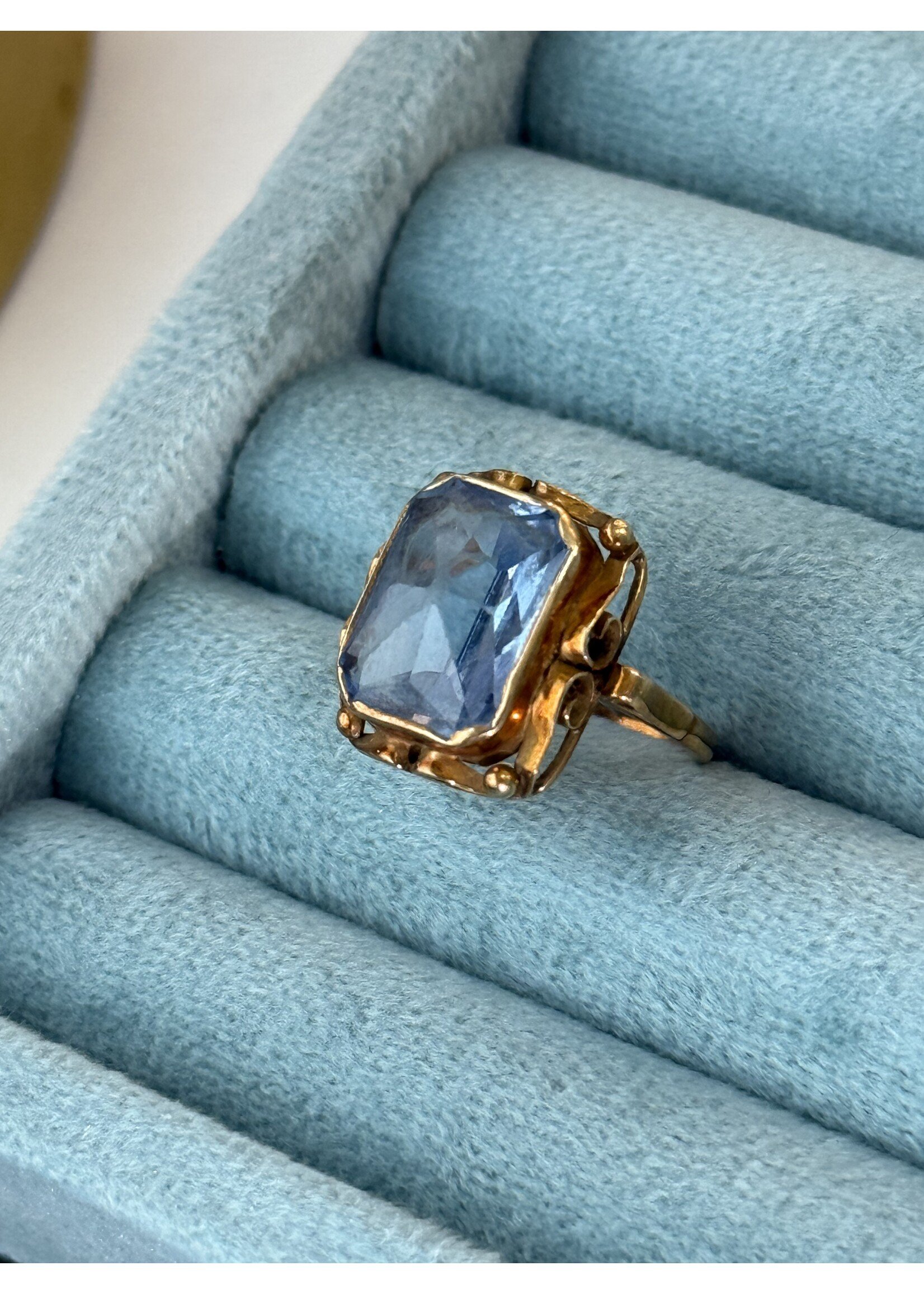 Vintage & Occasion 2022-0322